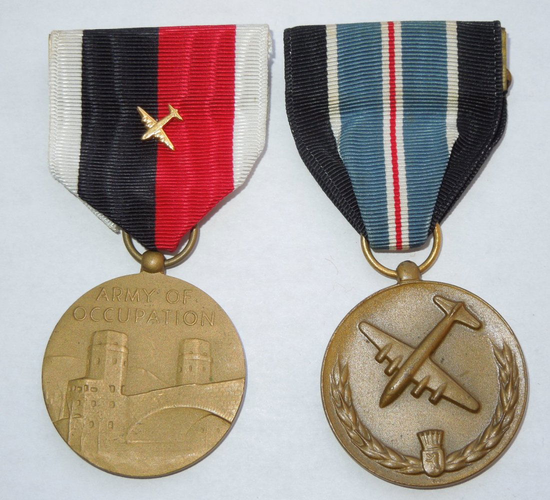 Post WWII Berlin Airlift Humane Action Medals Lot (1 of 2)