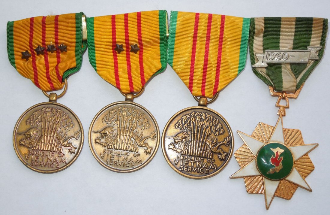 Four US Military Vietnam Service RVN Medals (1 of 2)
