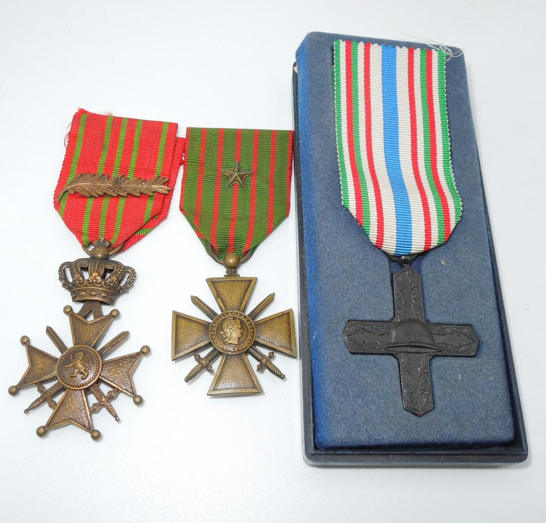 WWI - WWII French Croix De Guerre Order of Vittorio Veneto Medal Lot of 3 (1 of 4)
