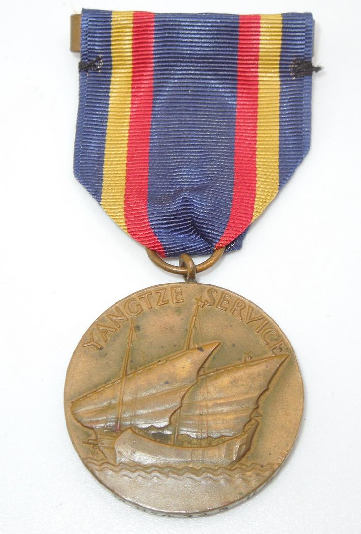 Named USN Navy Rim Engraved Yangtze China USS Sacramento Medal (1 of 5)