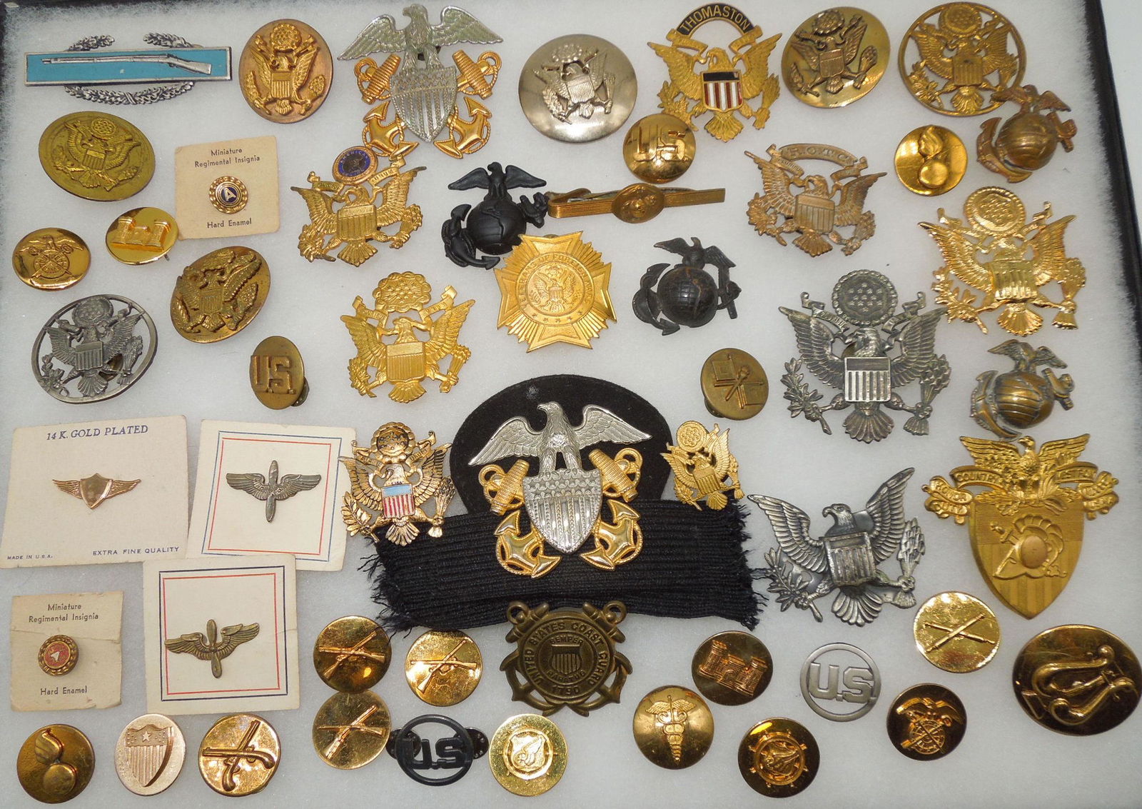 WWII - Vietnam War Lot US Military Pins Badges Insignia CIB (1 of 9)
