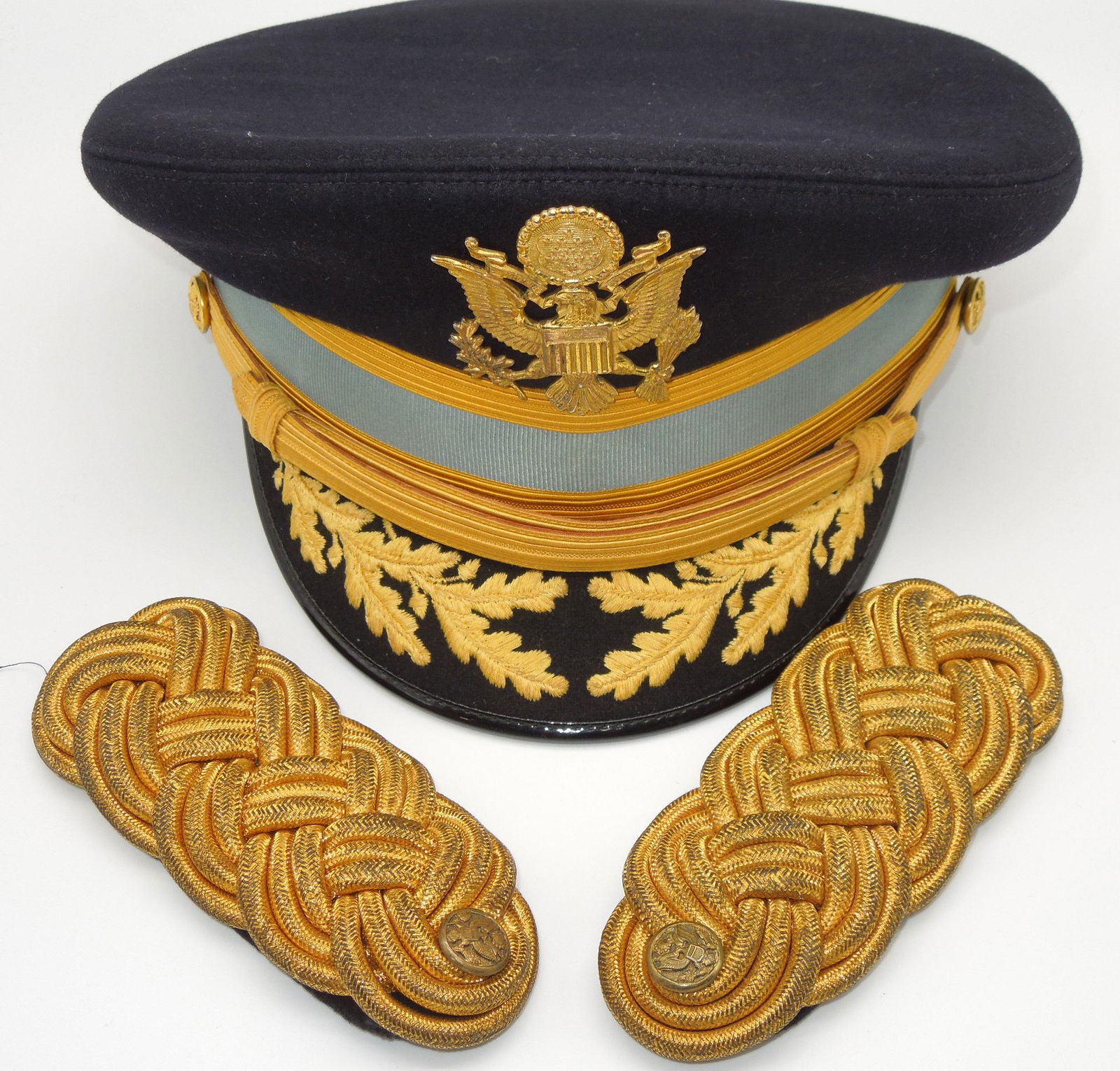 US Army Vietnam Era Officer Infantry Dress Visor Cap Hat & Shoulder Boards (1 of 5)