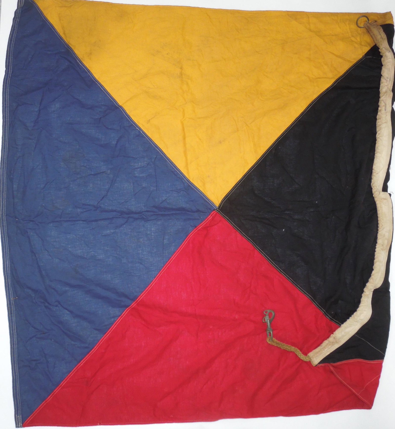 Navy International Code Vintage Letter Z Ships Nautical Flag Banner (1 of 3)