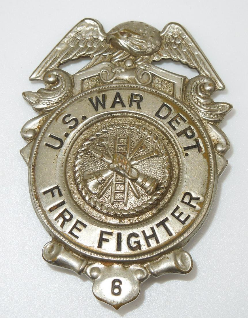WWII US War Department Fire Fighter Badge (1 of 2)