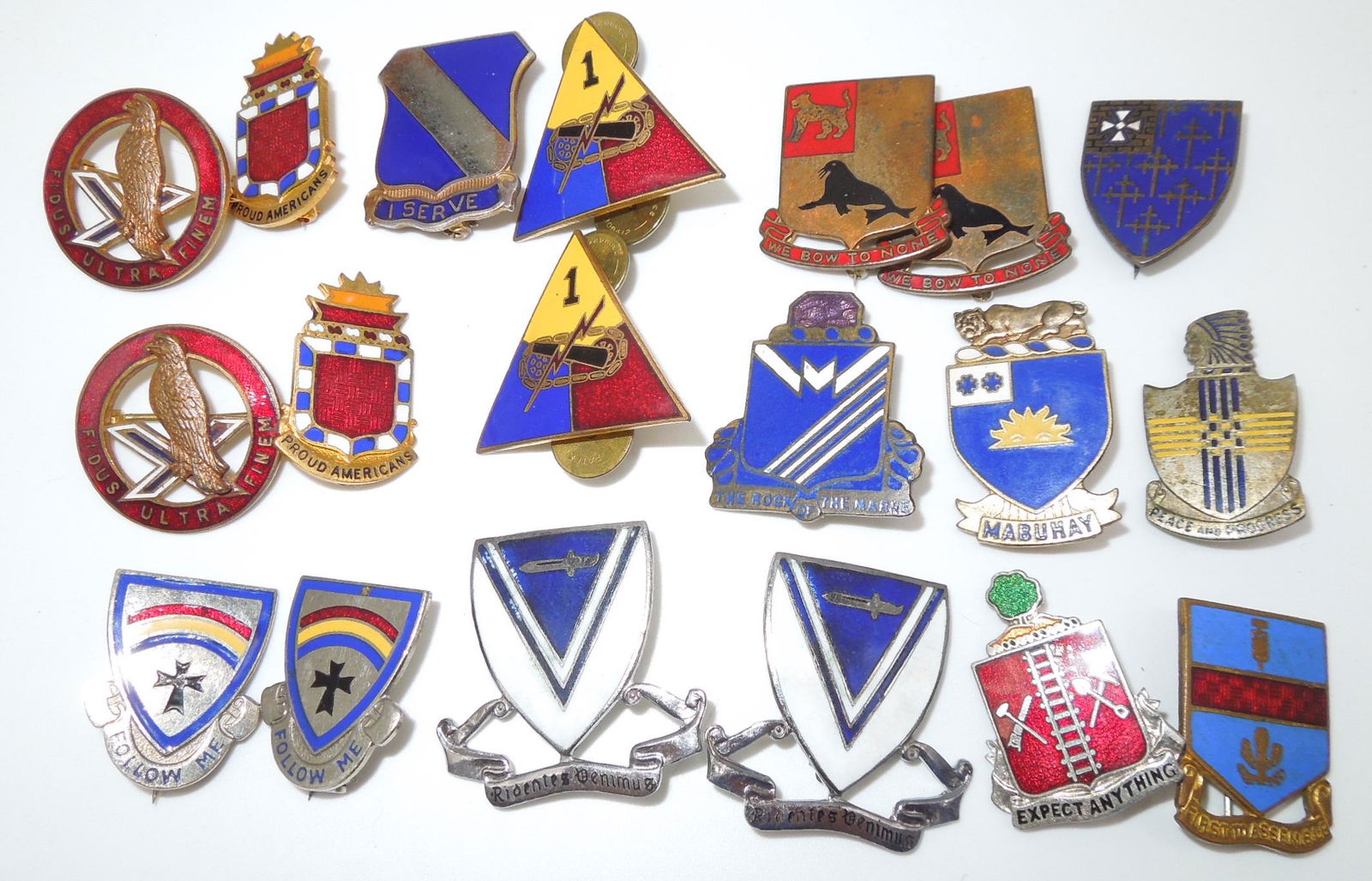 WWII US Army Distinctive Unit Insignia DUIs Crest Pins Lot #1 (1 of 4)
