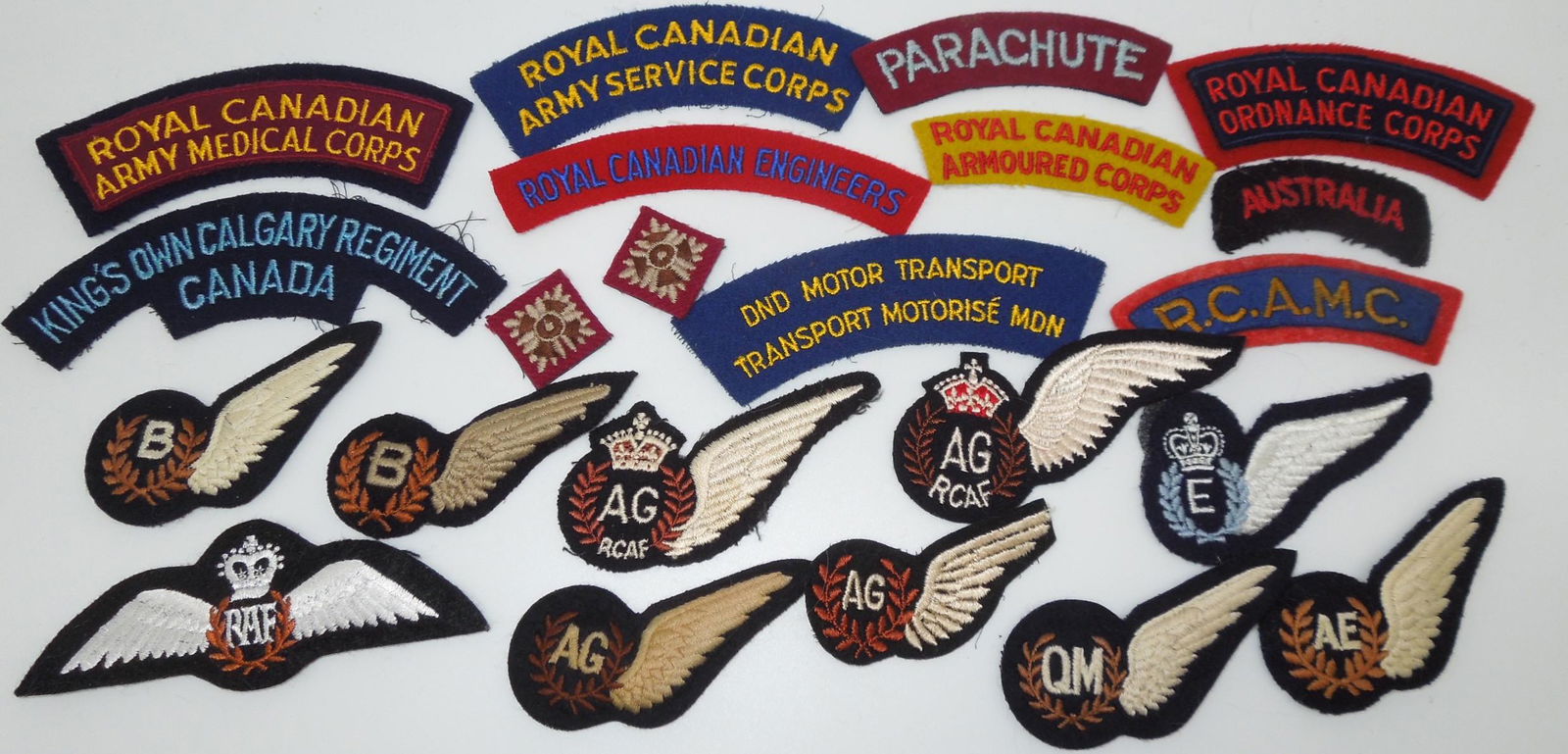WWII - Post War British & Canadian RCAF Army Shoulder Titles Wings Lot (1 of 8)