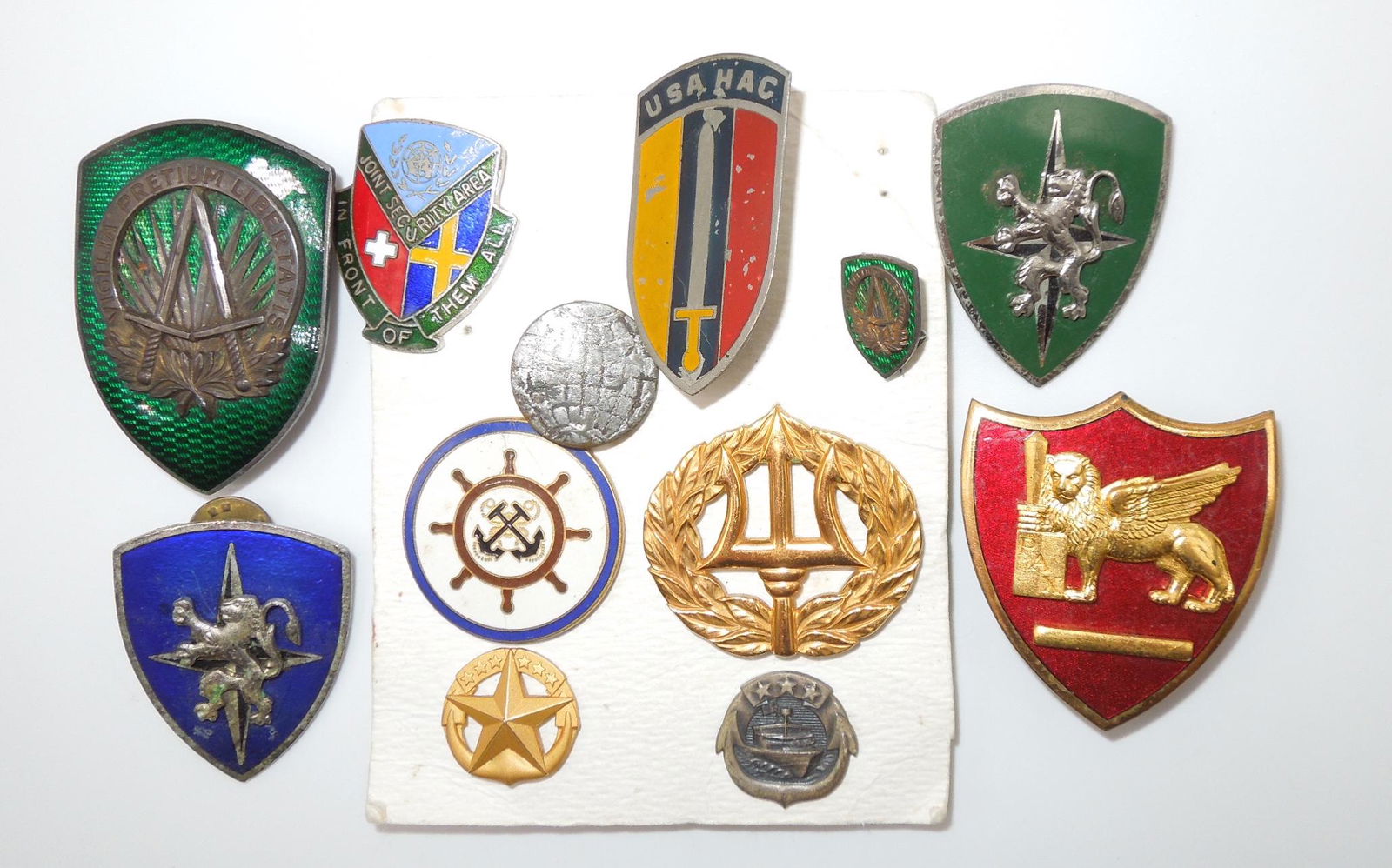 1950s - 70s US Army & Navy Pocket Badges Beer Can, SHAPE (1 of 5)