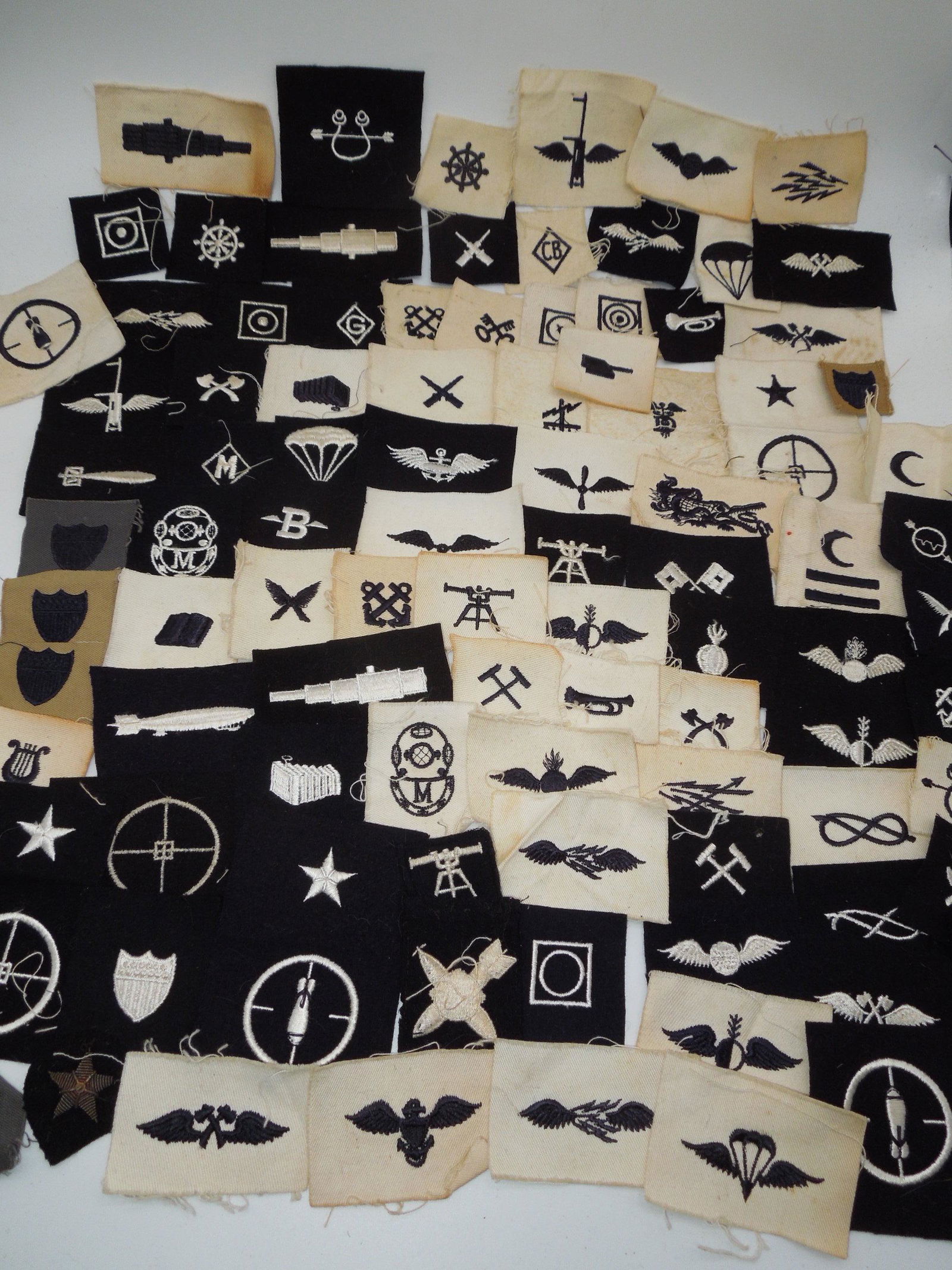 Huge WWII USN Navy Rate Cuff Sleeve Patches (1 of 7)