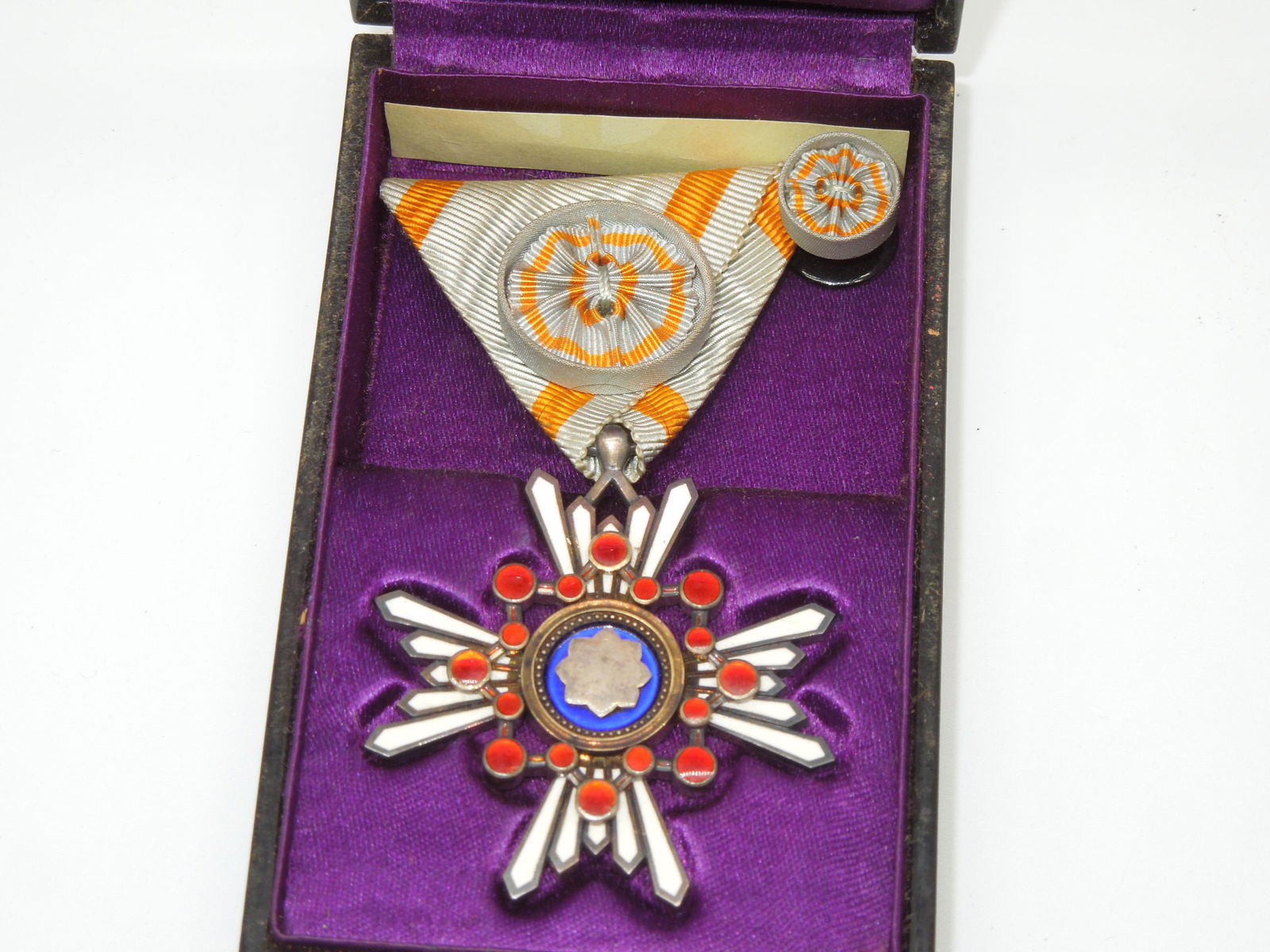 Japanese Order Sacred Treasure 4th Class Badge Medal Badge w/ Rosette Pin & Case of Issue (1 of 3)