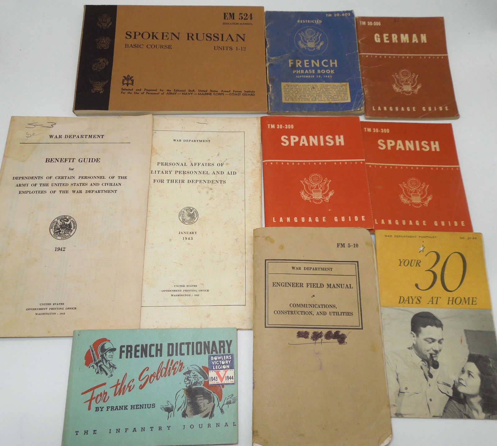 WWII US Military Language Guides & Booklets Lot Russian German French (1 of 6)