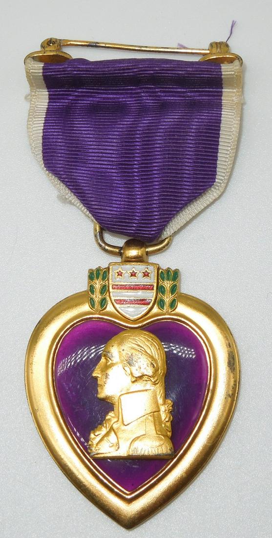 WWII US Navy Split Brooch Purple Heart Medal (1 of 2)