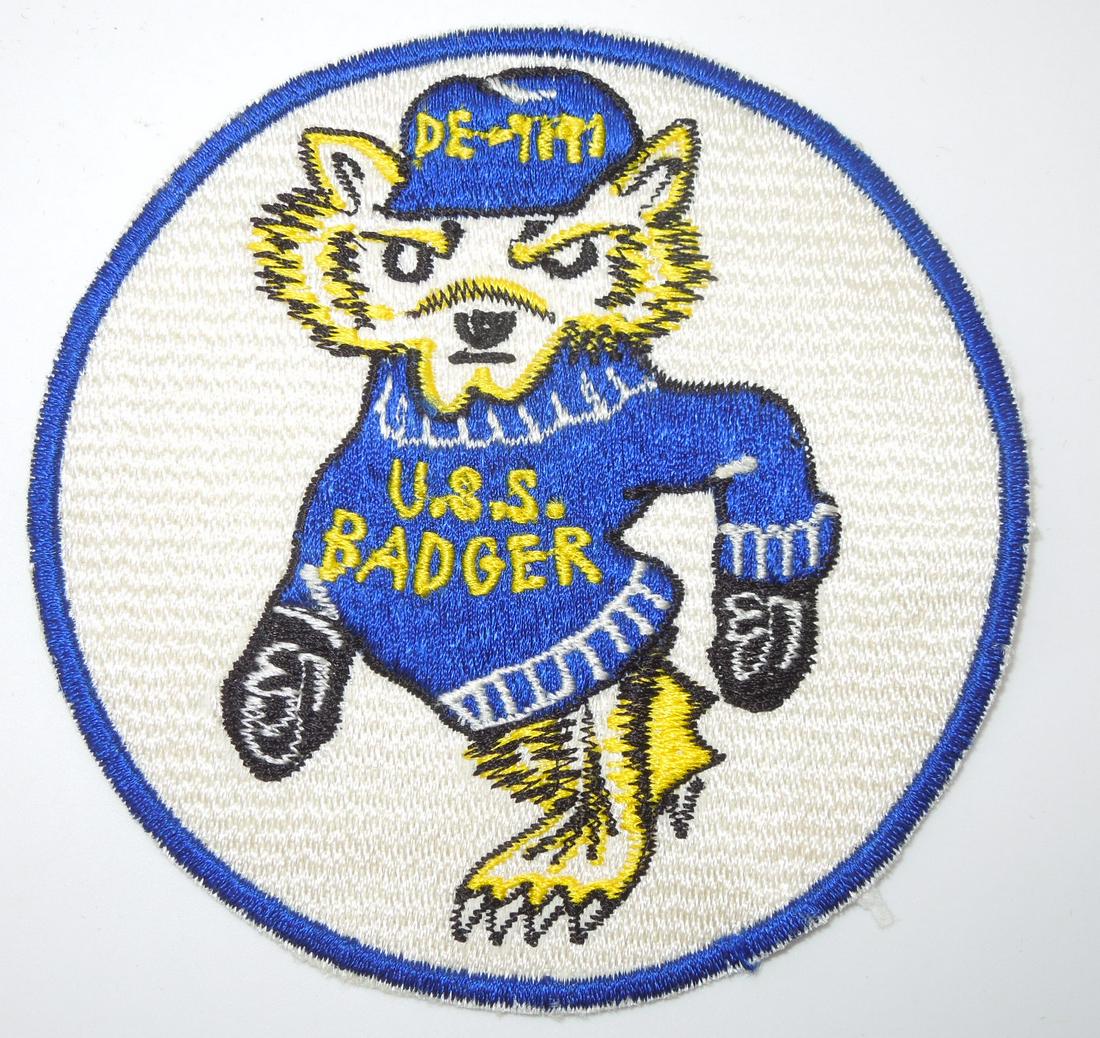 1970-1975 US Navy USS Badger DE-1071 Destroyer Patch: Vintage US Military patch as shown. It has some paper and glue residue on the back. This came out of a large collection from a USMC, USCG, and USN collector who picked up most of his items in the 1960