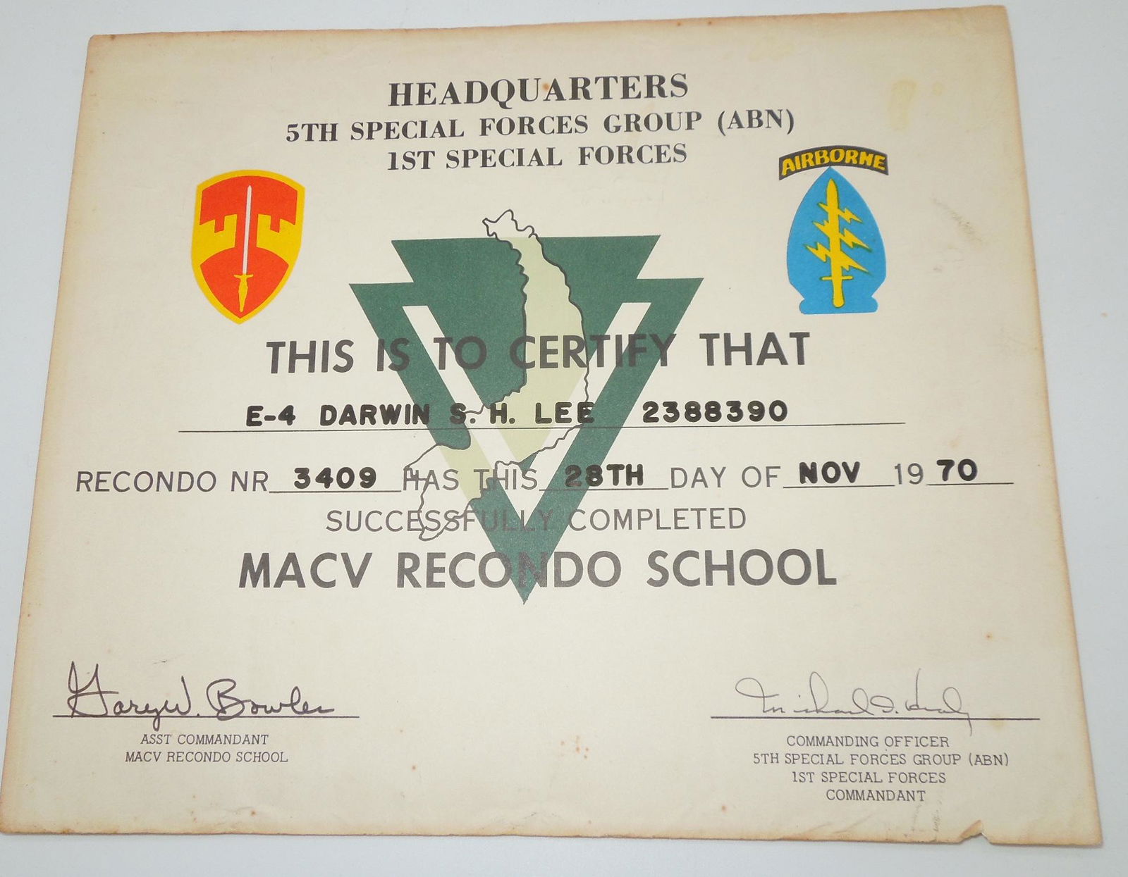 1970 Vietnam MAC-V RECONDO School 5th Special Forces Certificate Document (1 of 2)