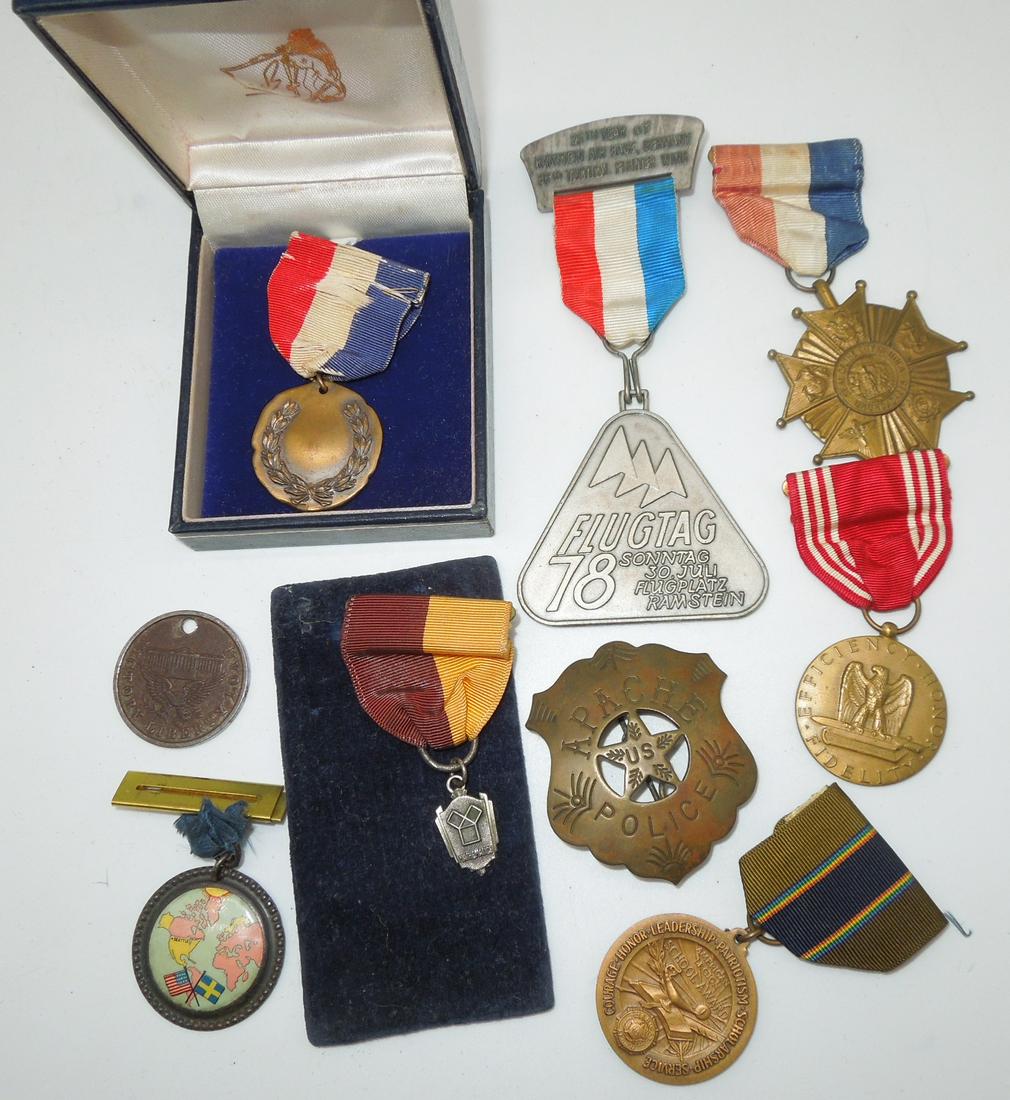 Apache Police Badge, US Military American Legion USAF Air Force Flugtag GCM WWI Victory Loan Medals (1 of 9)