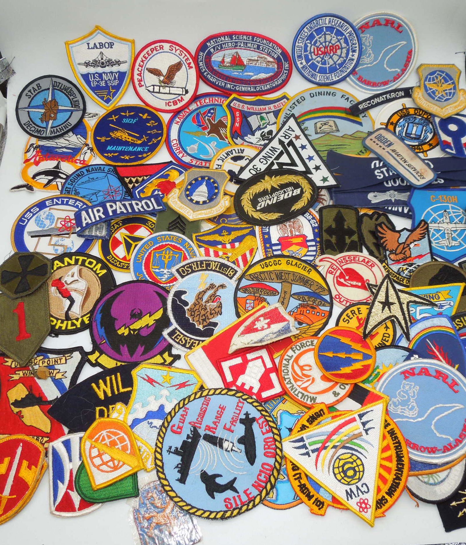 Vintage Lot US Military Patches Army Navy CAP USAF (1 of 6)