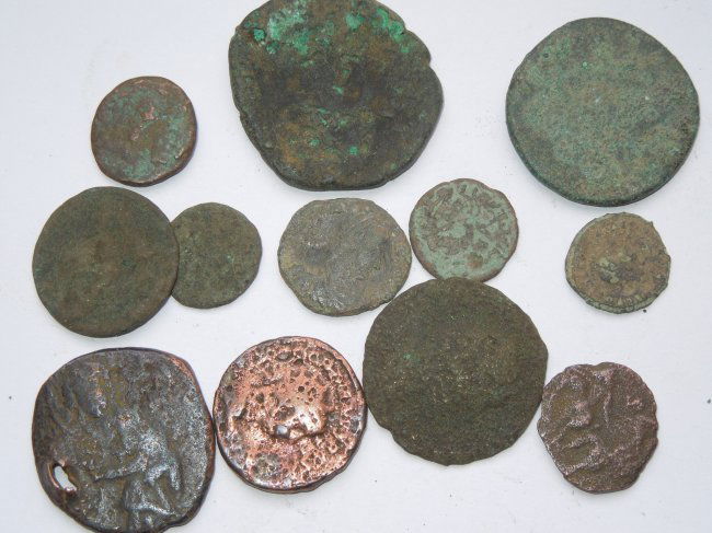 Ancient Roman Unidentified Coins Lot of 12 #3 (1 of 7)