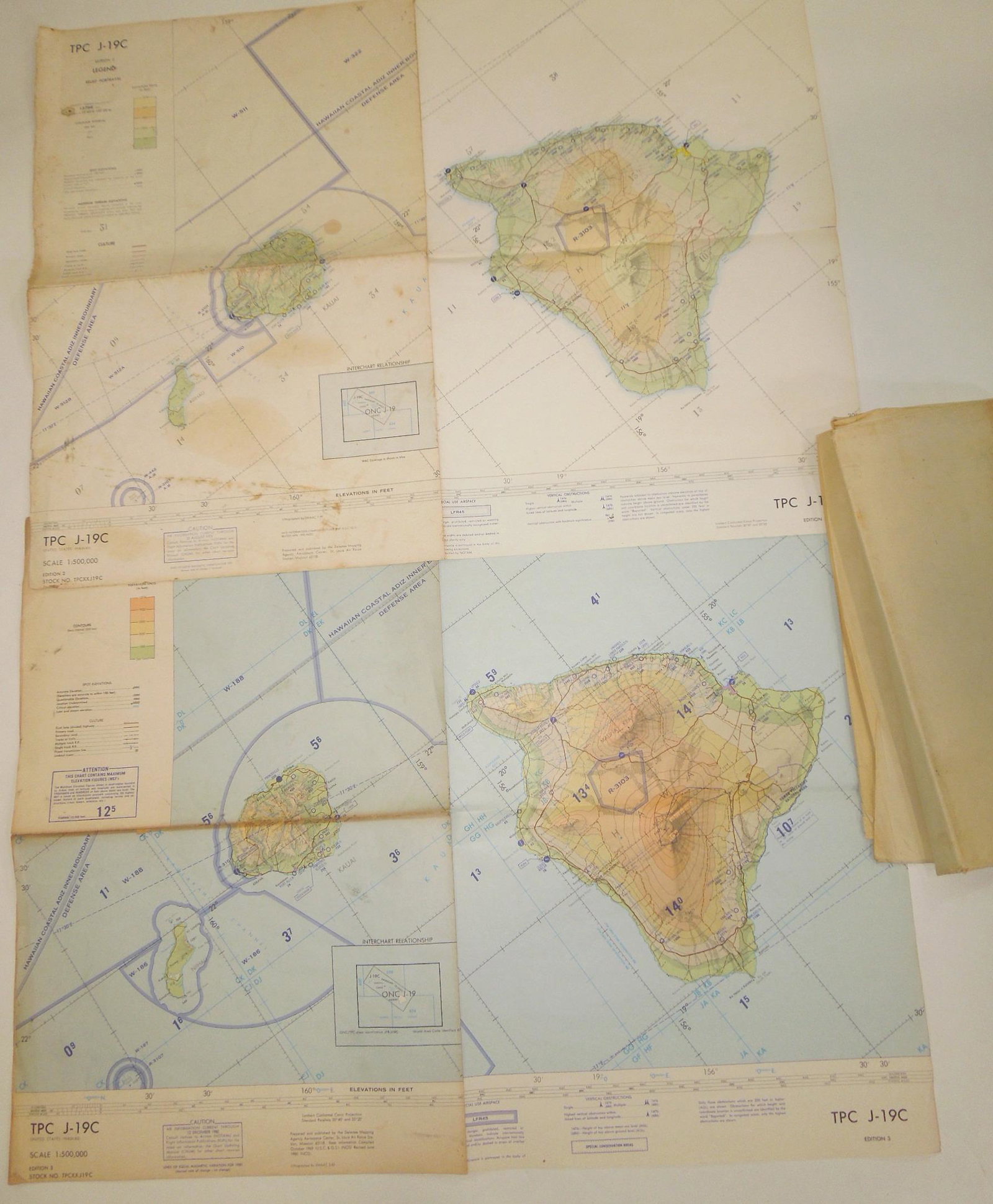 Vintage Hawaii Aerial Pilot Chart Maps & Aircraft Cockpit Panel Layout Document Lot: Vintage Hawaii Aerial Pilot Chart Maps & Aircraft Cockpit Panel Layout Document Lot. You will receive the following items: Aircraft Cockpit Instrument Panel (approximate size: 40 x 51 inches), 1975 Ta