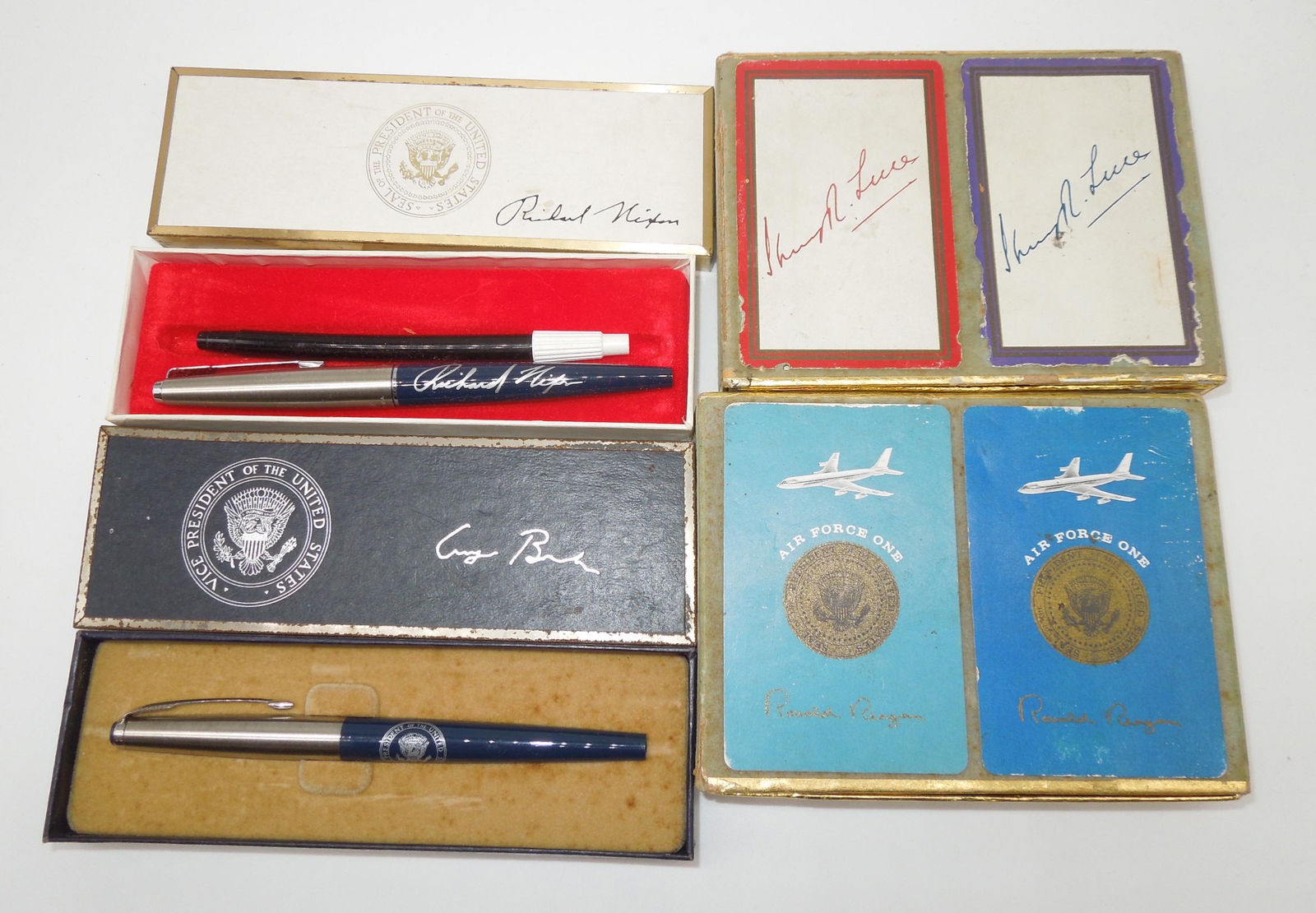 Presidential Pens Bush & Nixon / Playing Cards Air Force One Reagan & Luce Lot (1 of 5)