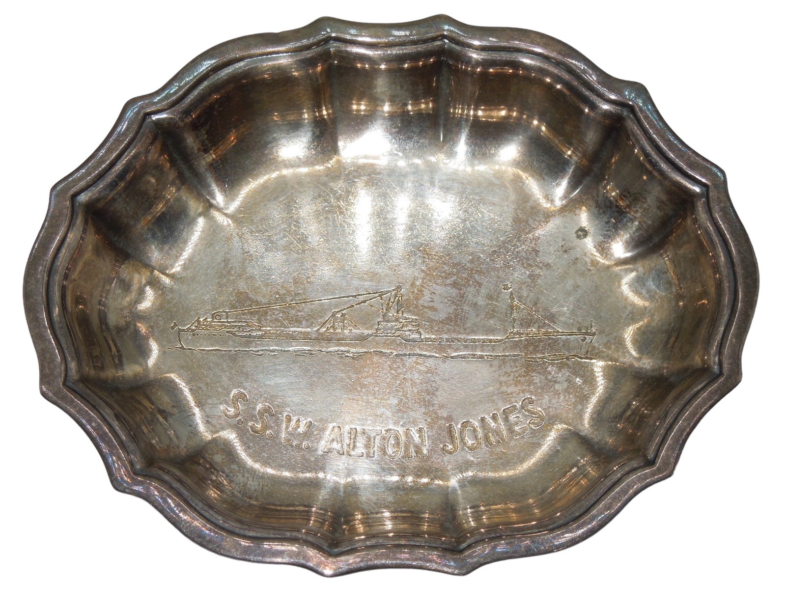 1950s Era S.S.W. Alton Jones Silver Launching Dish Tanker & Cargo Ship: 1950s Era S.S.W. Alton Jones Silver Plate Dish Tanker & Cargo Ship. The S.S.W. Alton Jones was launched on April 20, 1954 by Newport News Shipbuilding for the Cities Service Company. Marked on the rev