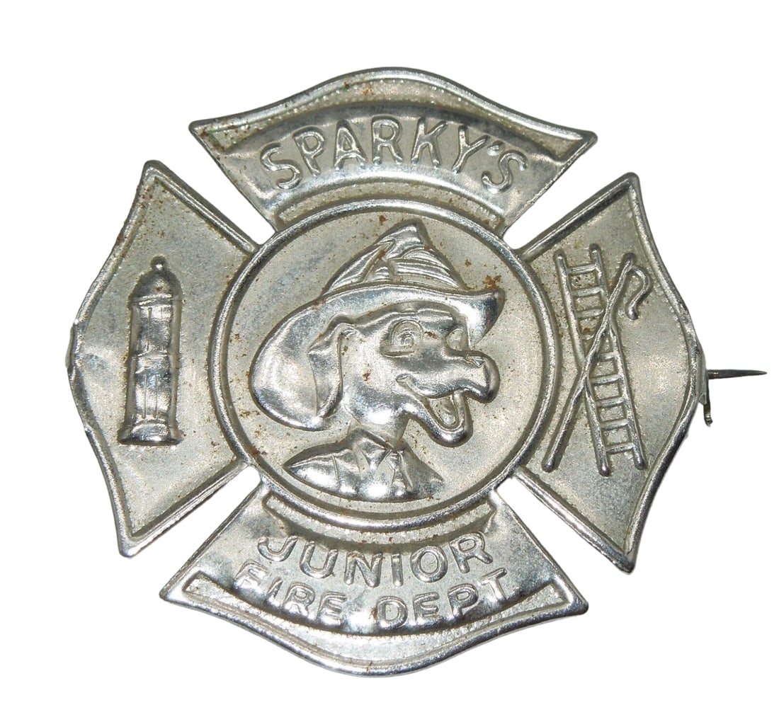 Vintage Sparkys Junior Fire Department Dalmatian Metal Kids Toy Badge Pin: Original Badge as shown. The piece is vintage and therefore may show signs of age, wear, or patina.
