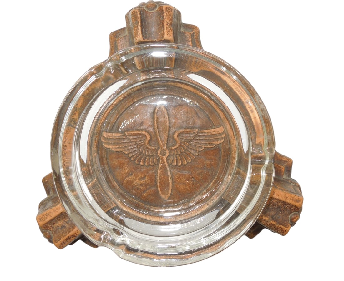 WWII US Army Air Force Wooden & Glass Ashtray: Original period two piece ashtray. The base is made of wood composite material. The top is a glass ashtray.