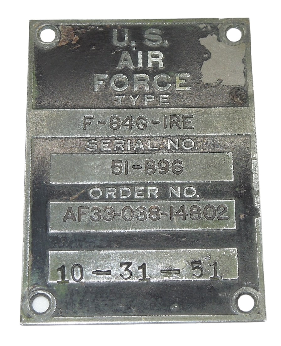 Korean War Era 1951 US Air Force Republic F-84G Thunderjet Fighter Plane Data Plate: Korean War Era 1951 US Air Force F-84G Fighter Plane Data Plate. Operational history: 1952-54: USAF 77th FBS (20th FBW). B12/22/1954: Crashed near Toul Rosiere AB, France. Good readable condition.
