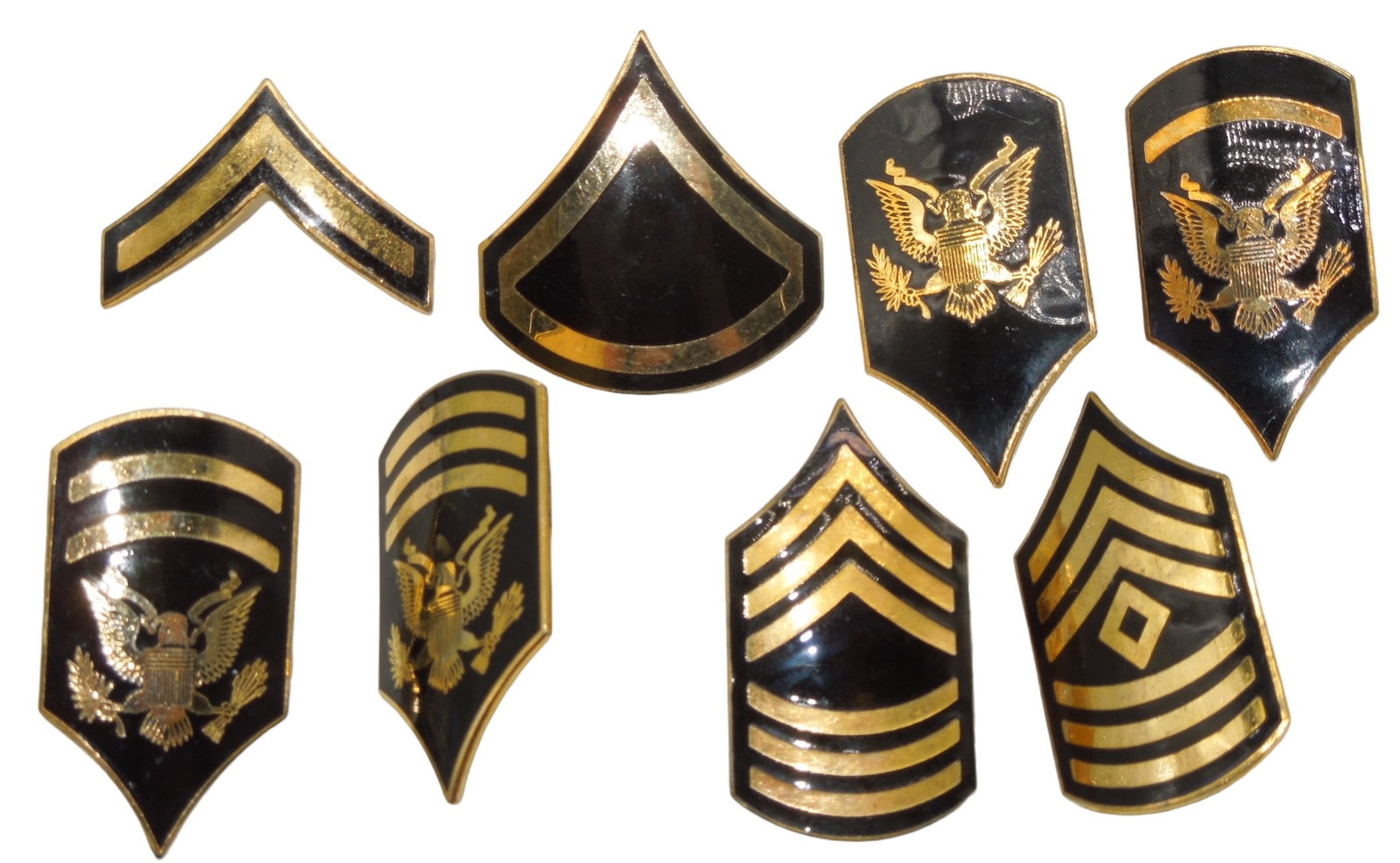 Lot (8) Korean War US Army Large Enamel Cap Rank Badges: Lot of screwback badges as shown. Most are missing the nut but have the posts.