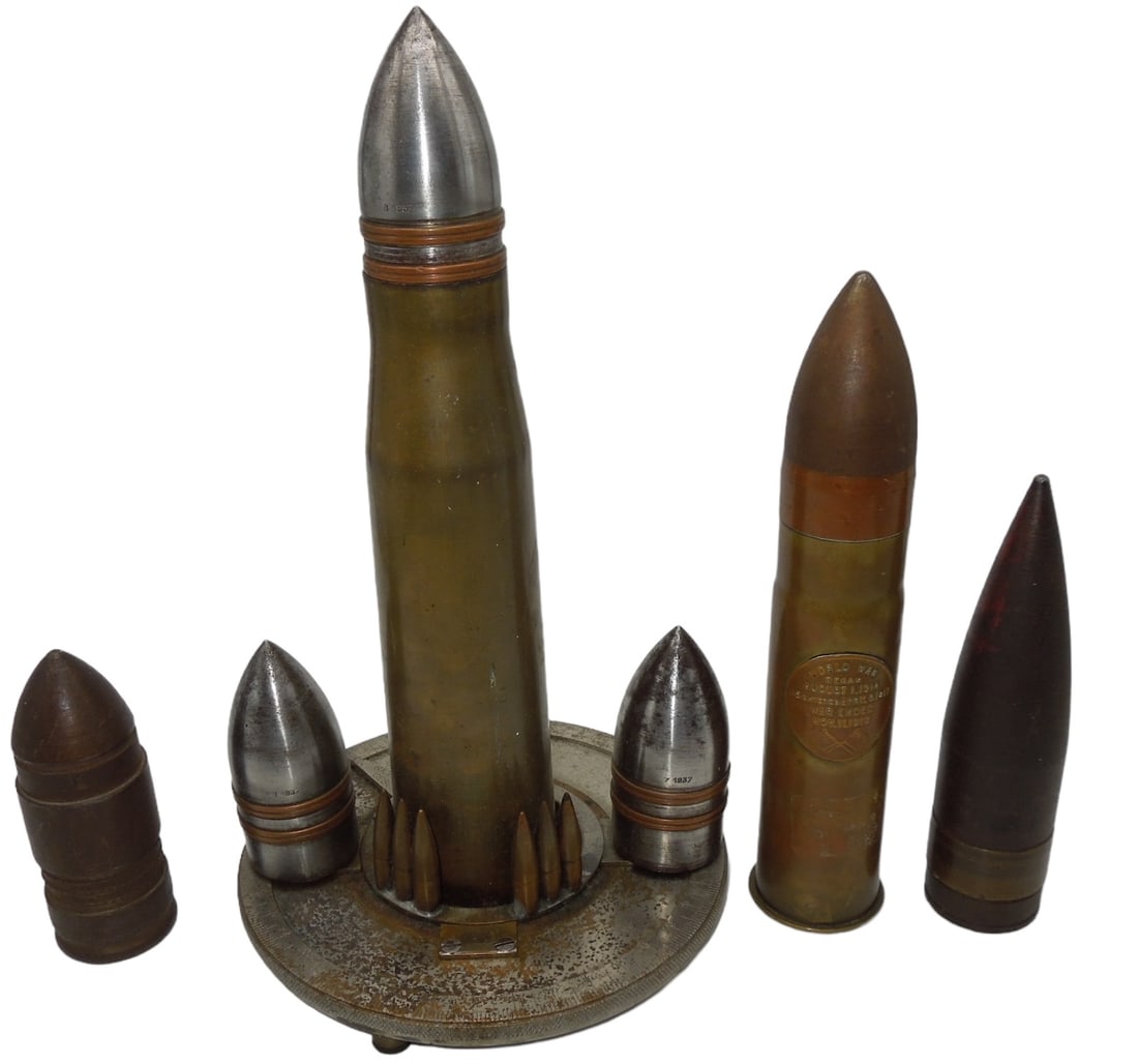 WWI Trench Art Artillery Round Toppers & Trench Art: Lot of British and US WWI ordnance and shells. Fair to good condition showing wear consistent with age. US shipping only.