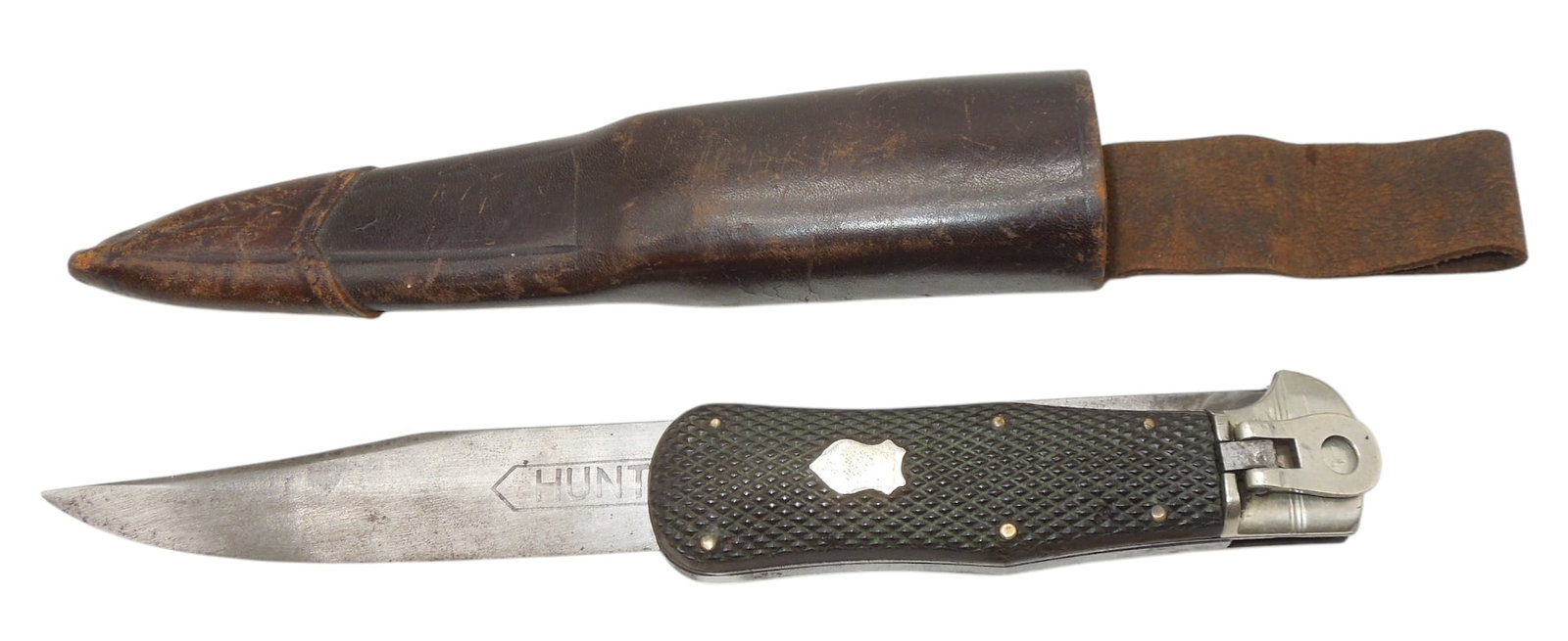 Vintage Hunters Pal Folding Knife & Sheath: Original folding knife and leather type sheath as shown.