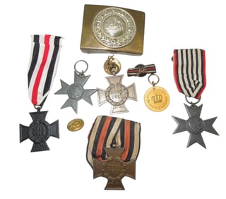 WWI German Imperial Army Belt Buckle & Hindenburg Medals