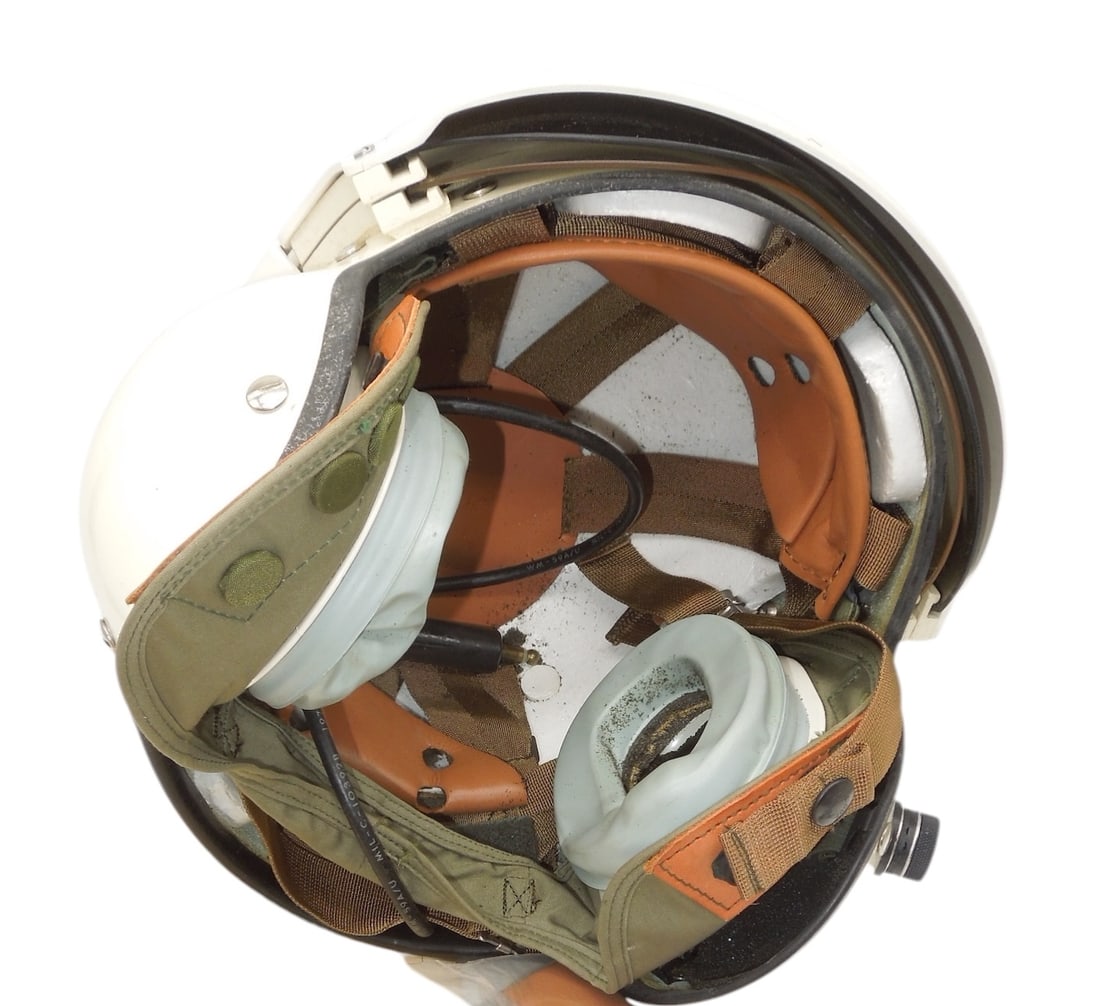 Vietnam War US Navy SPH-3B Pilot Flying Helmet Unissued: Nice set that was never issued. The interior ear pieces are crumbling, but the rest is in good condition. The booklet is bent in half.