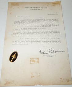 1945 Office of Strategic Services OSS General Donovan Letter & Pin