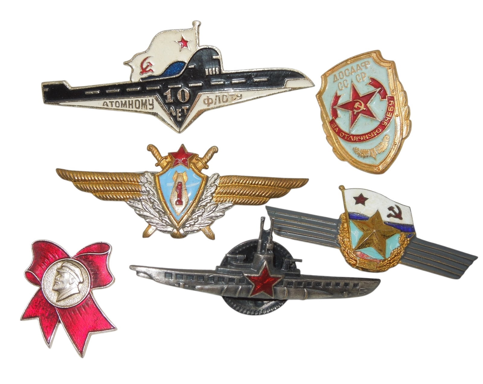 Lot Soviet Russian Cold War Military Army Navy Air Force Badges: Lot of Soviet era badges some with markings.