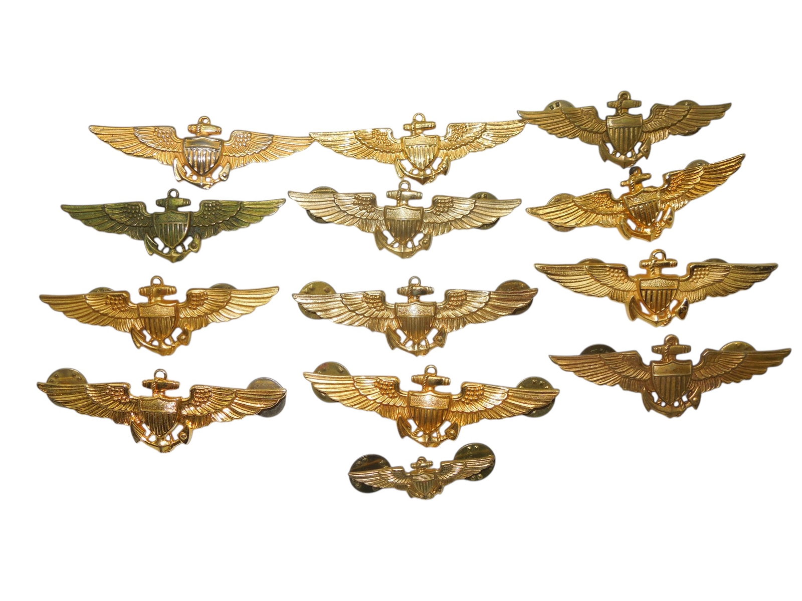 Korean War - Vietnam US Naval Aviator Wings Collection: Lot of 13 wings, with various pin and maker types. One pin post is broken.