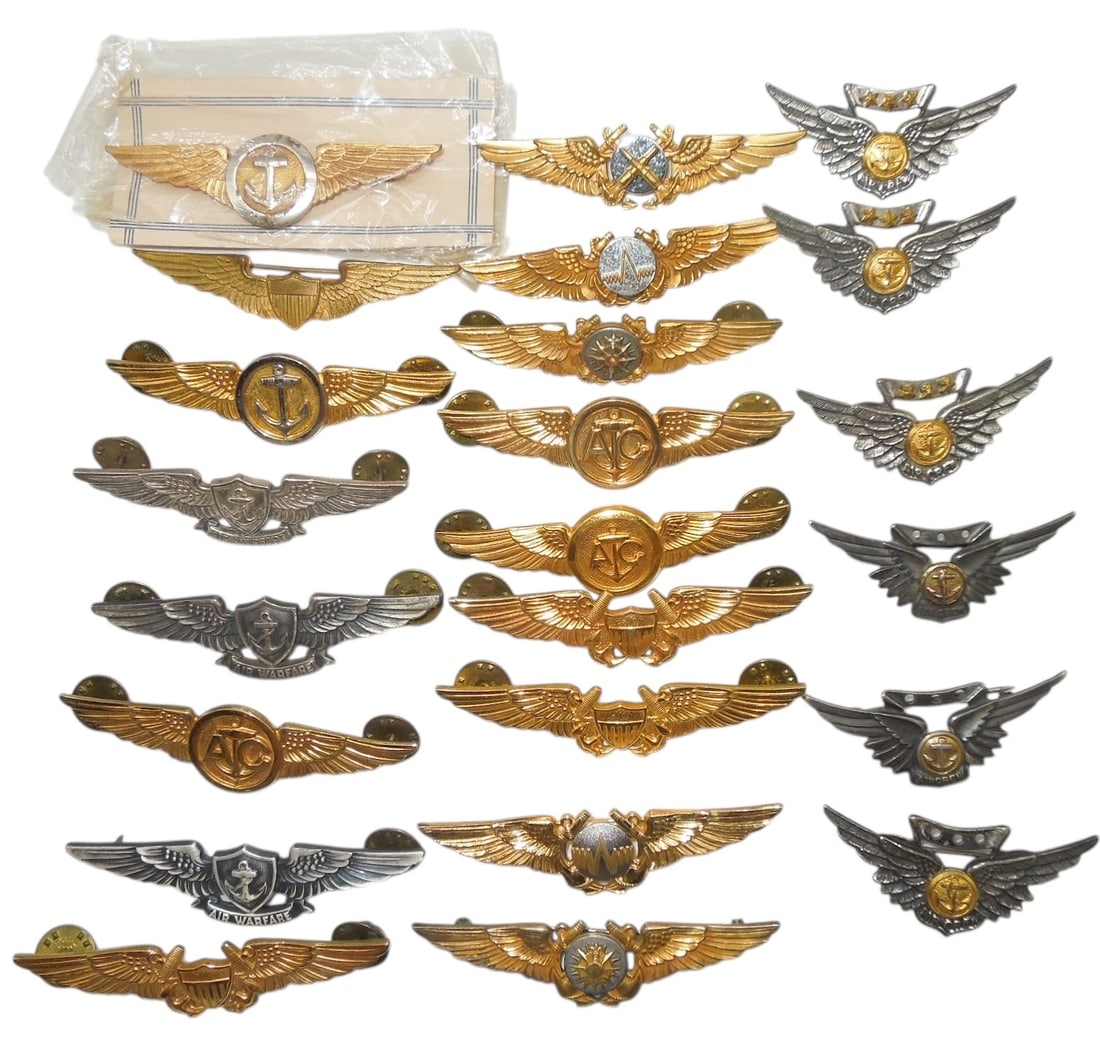 WWII - Vietnam US Navy Specialty Wings Collection: Lot of wings, with various pin and maker types.