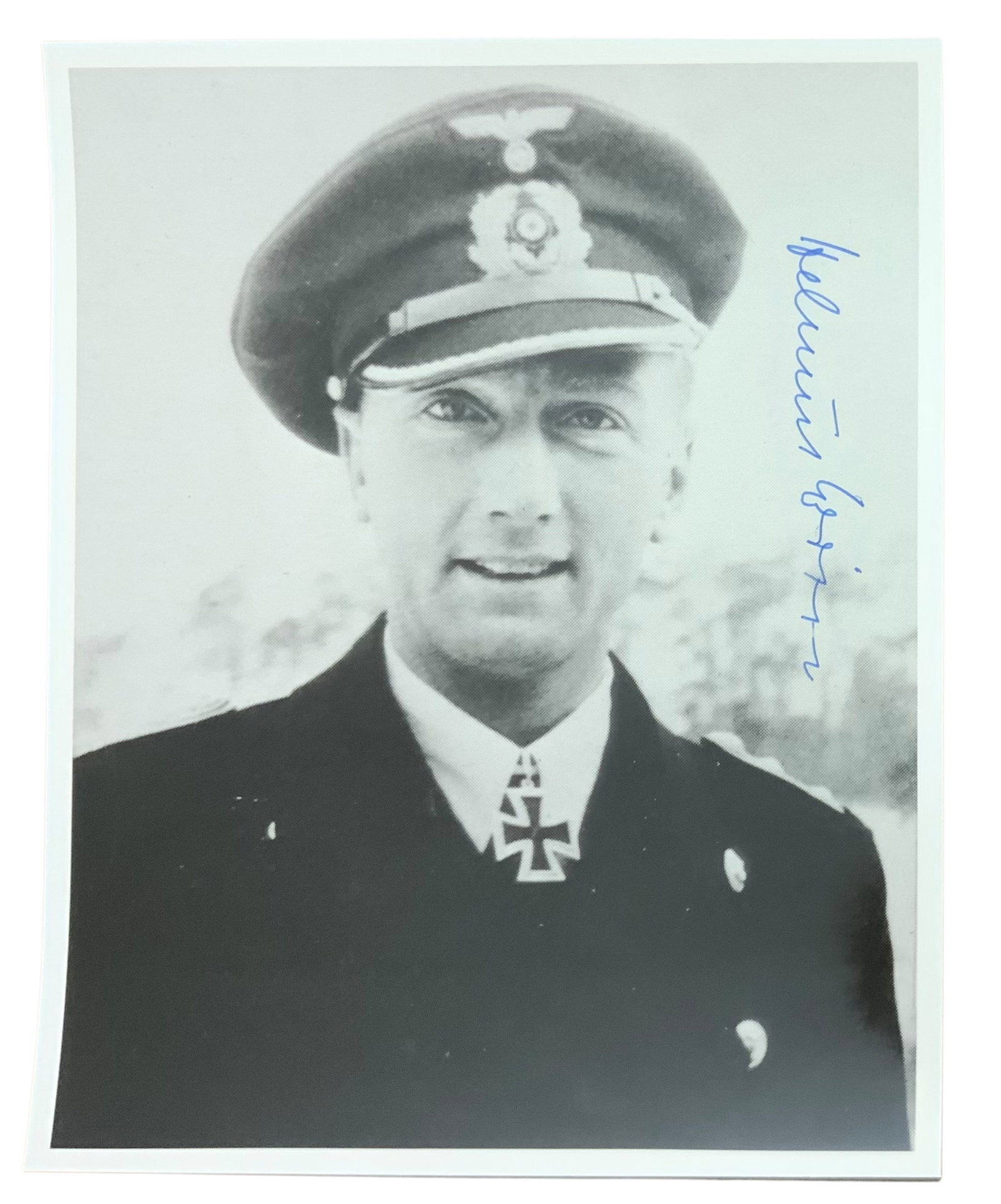 WWII German U-Boat U-159 Commander Helmut Witte Signed Photo Knights Cross: Helmut Witte (6 April 1915-3 October 2005) was a Korvettenkapitan with the Kriegsmarine during WWII. As commander of the U-159, he sank twenty-three ships on four patrols, for a total of 119,554 tons 
