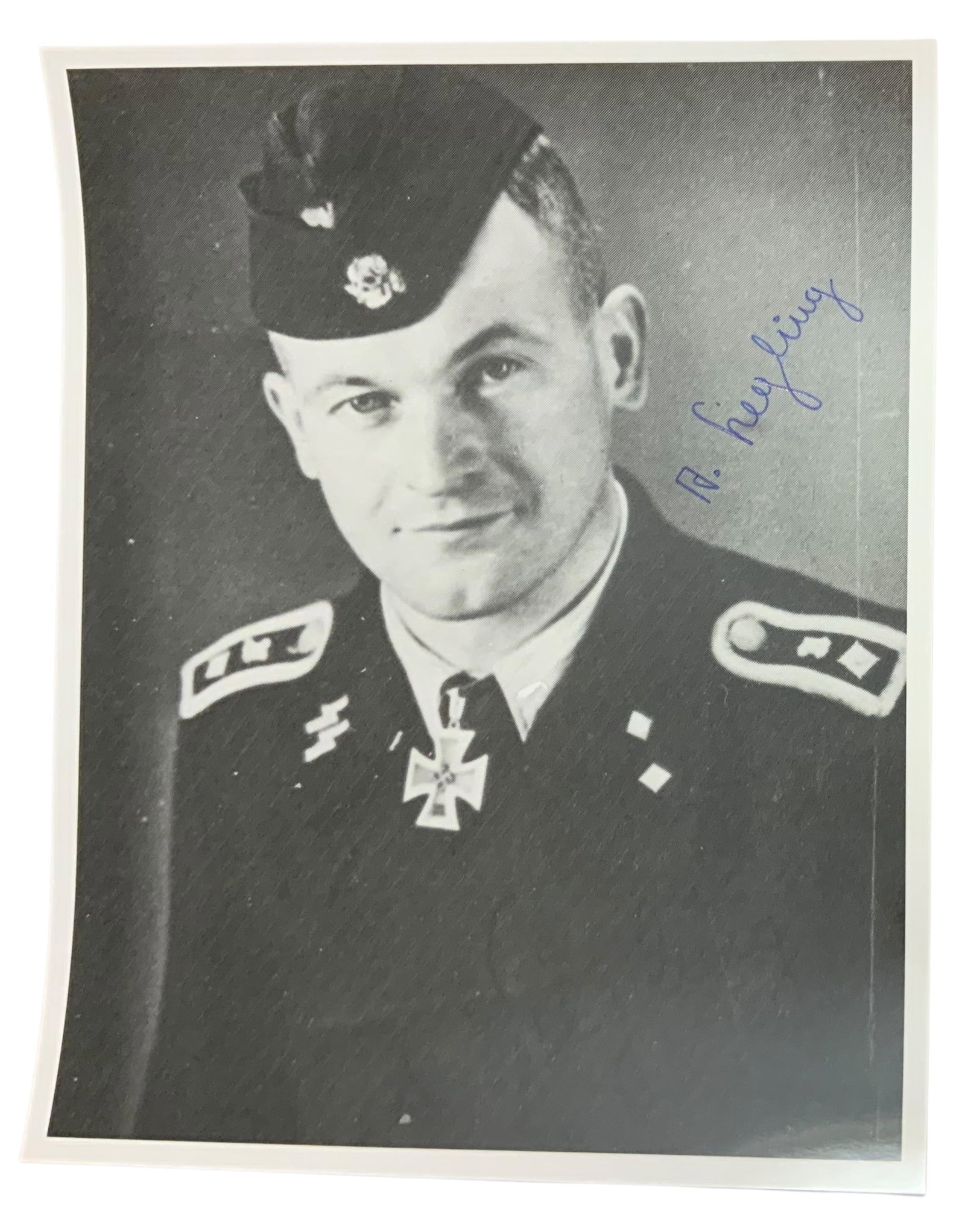 WWII German Waffen SS Alfred Siegling Knights Cross Signed Photo: Alfred Siegling (March 15th, 1918-September 5th, 1984) earned the Ritterkreuz on December 2, 1943 as SS-Oberscharführer und Spähtruppführer in the 1. Kompanie/ SS-Panzer-Aufklärungs-Abteilung 2 of