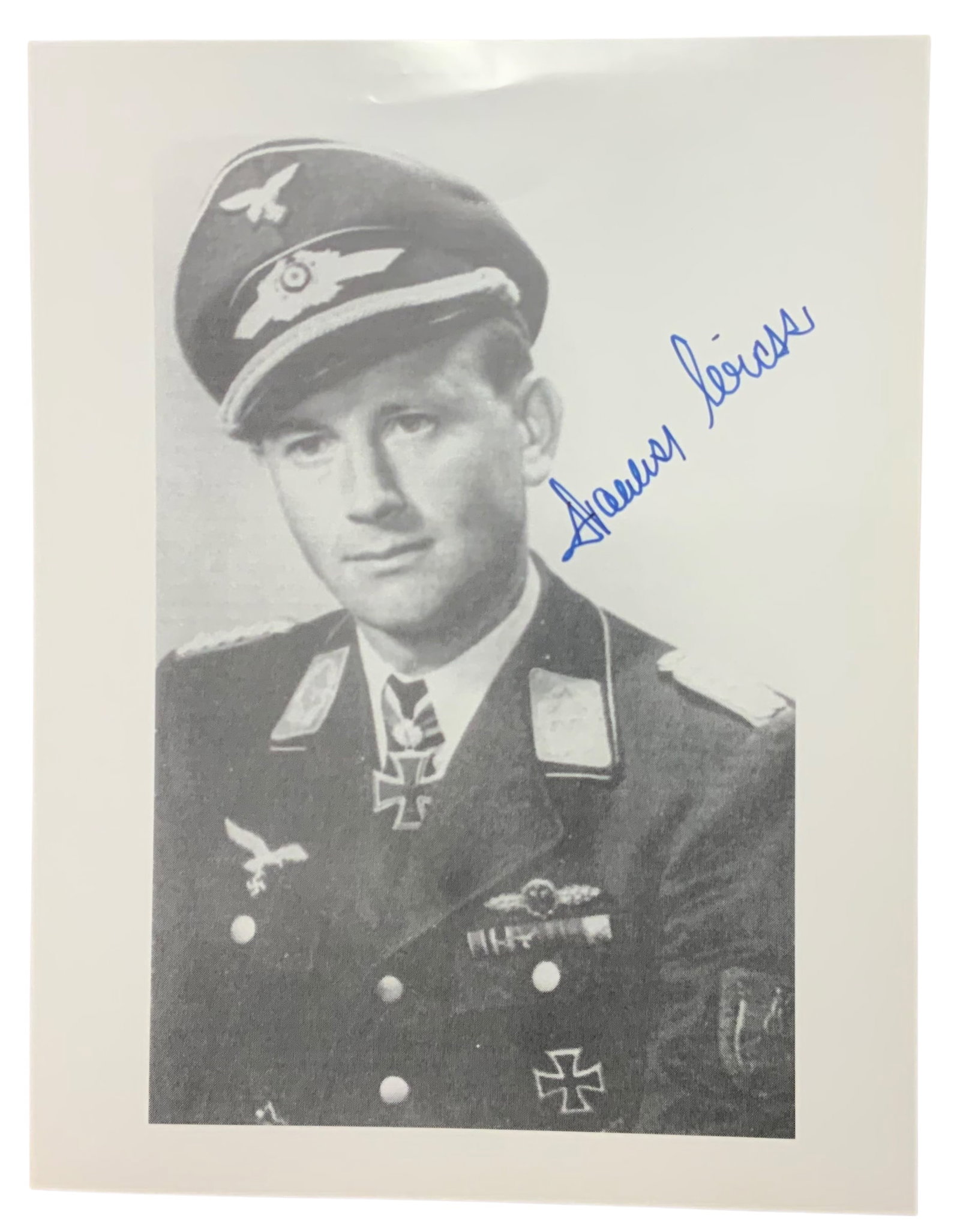 WWII German Luftwaffe Ace Fighter Pilot Johannes Wiese Signed Photo: Johannes Wiese (7 March 1915-16 August 1991) was a German Luftwaffe pilot during World War II, a fighter ace credited with 133 enemy aircraft shot down in 480 combat missions. He claimed all of his vi