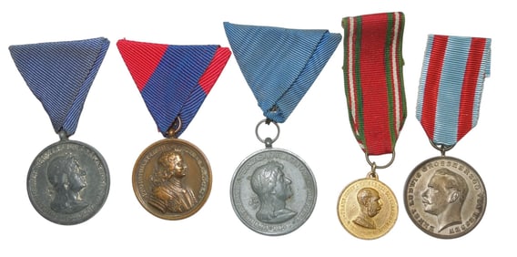 WWI - WWII Hungarian & European Medals Lot