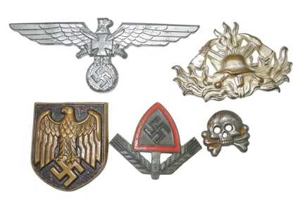 Lot WWII German Pins & Badges Skull Panzer Fire Pith Helmet RAD