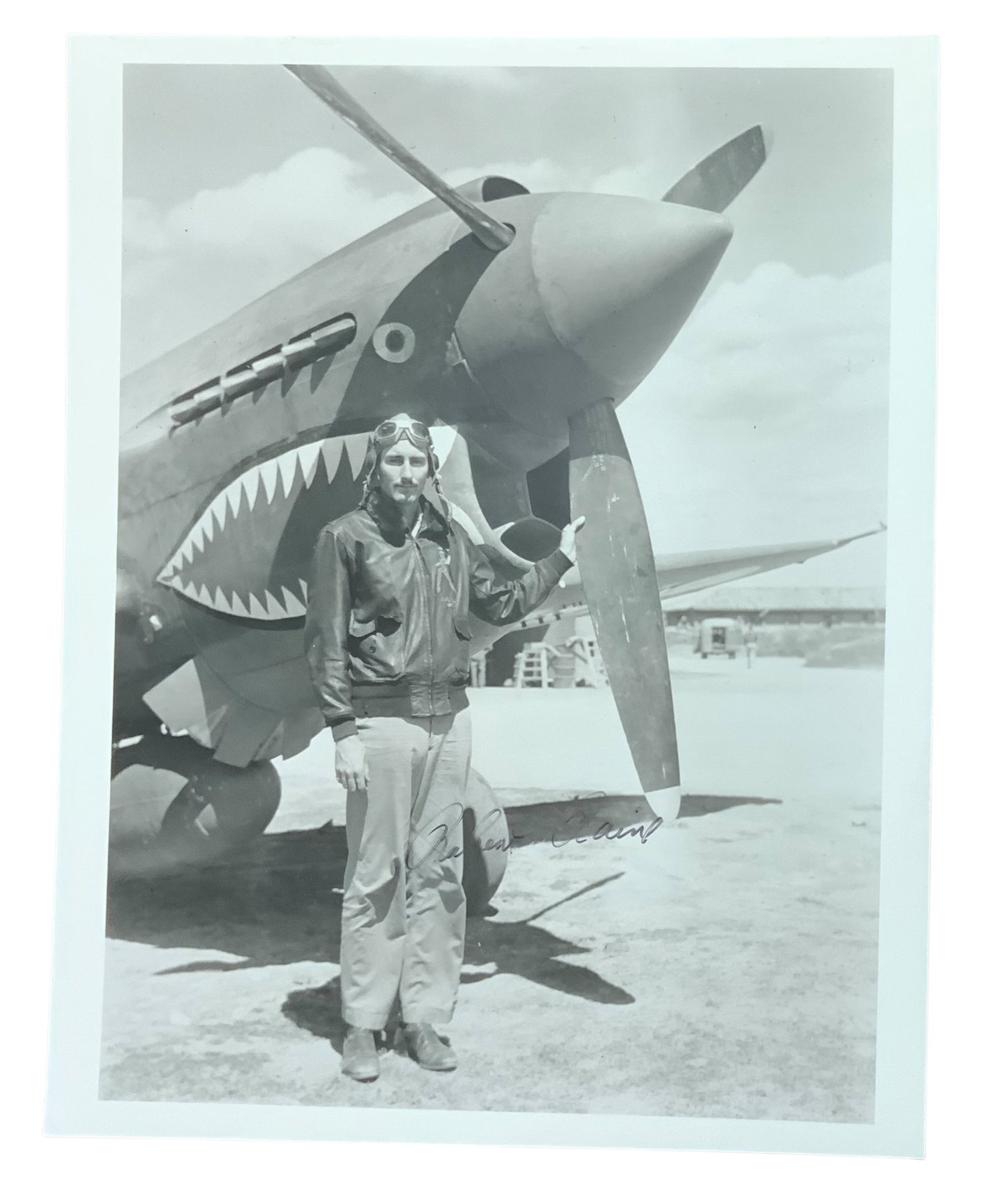 WWII Fighter Pilot Ace Robert Raine Signed Photo Flying Tigers AVG Hump Pilot: Robert J. Catfish Raine (February 22, 1918-May 25, 2005) entered the United States Navy in July, 1940, earning his wings at the Pensacola Naval Air Station, Florida. After receiving his wings of gold,