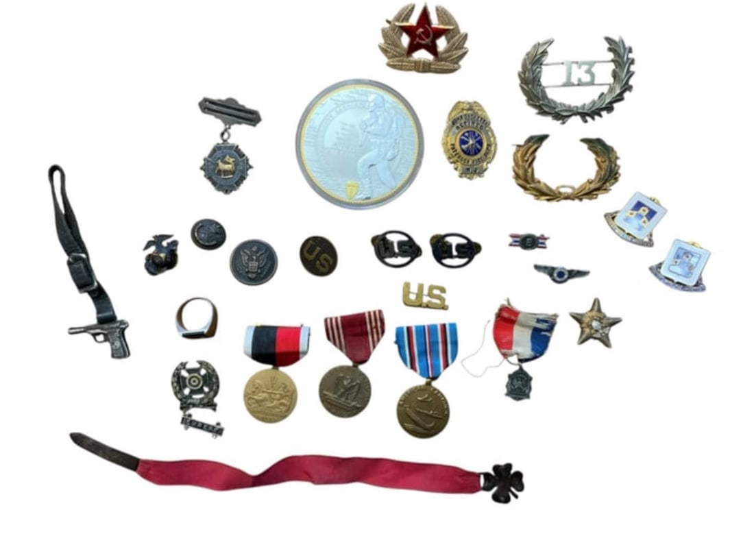WWII- Post War Medals, Collar Insignia, Badges, Sweetheart Pin, Coin Medal, plus more Lot: WWII- Post War Medals, Collar Insignia, Badges, Sweetheart Pin, Coin Medal, plus more. See photos. You will receive the following plus more: Good Conduct Medal, American Campaign Medal, Army Occupatio