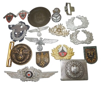 WWII German Military Cap Badges Buckle Skull Pins Lot