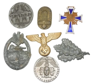 WWII Lot German Military Pins & Badges Panzer Jager Tinnie Mothers Cross