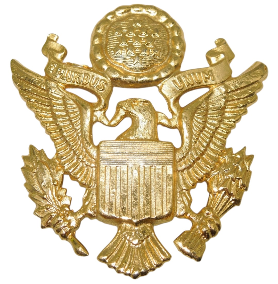 WWII US Army Officer Visor Cap Hat Badge Luxenberg New York: Original as shown.