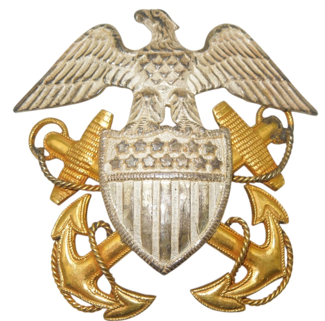 WWII US Navy Officer 24K Gold Plate & Sterling Visor Cap Hat Badge: Original as shown.