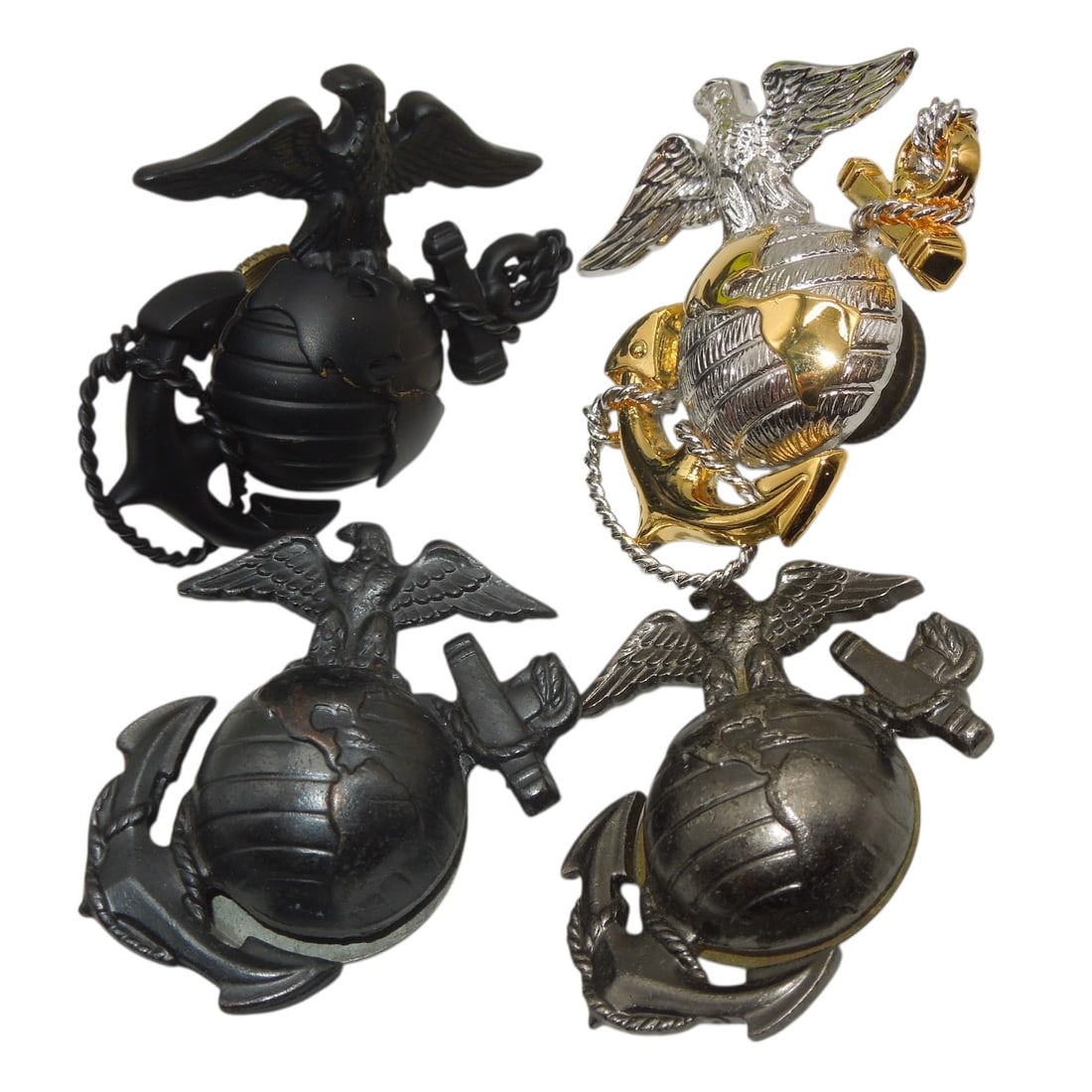 Lot (4) WWII - Vietnam USMC Marine Corps EGA Cap Badges Pin (1 of 2)