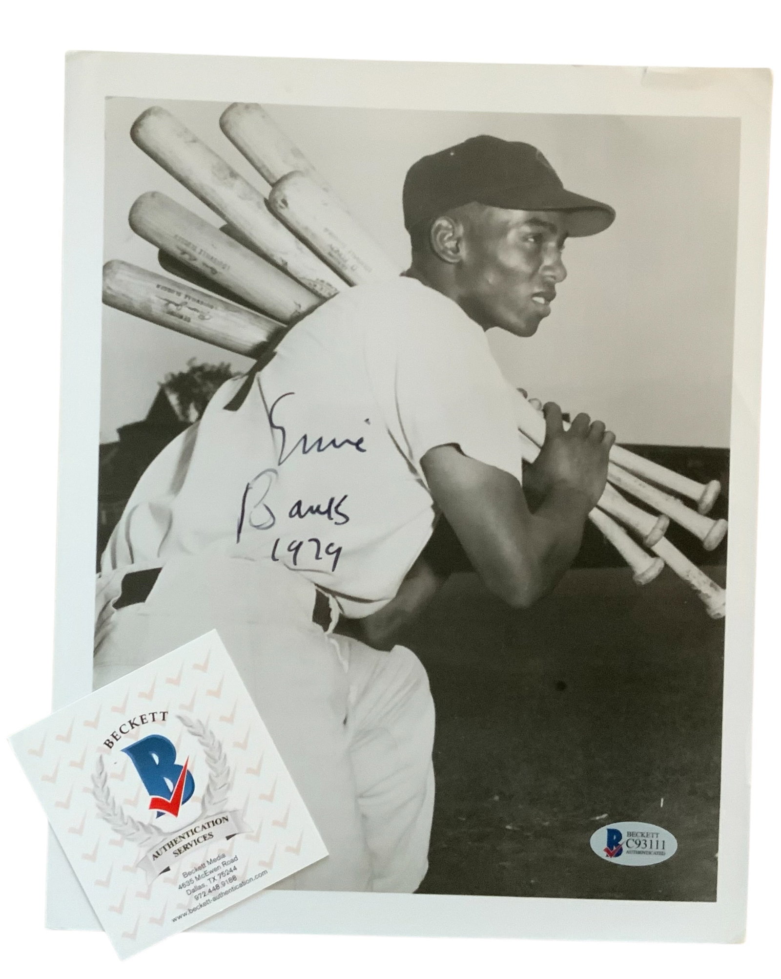 MLB Baseball Hall of Fame HOF Chicago Cubs Ernie Banks Signed Photo w/COA: MLB Baseball Hall of Fame HOF Chicago Cubs Ernie Banks Signed Photo w/COA. This item comes with a Certificate of Authenticity (COA) from Becketts. The consignor was a long time collector of signed / a