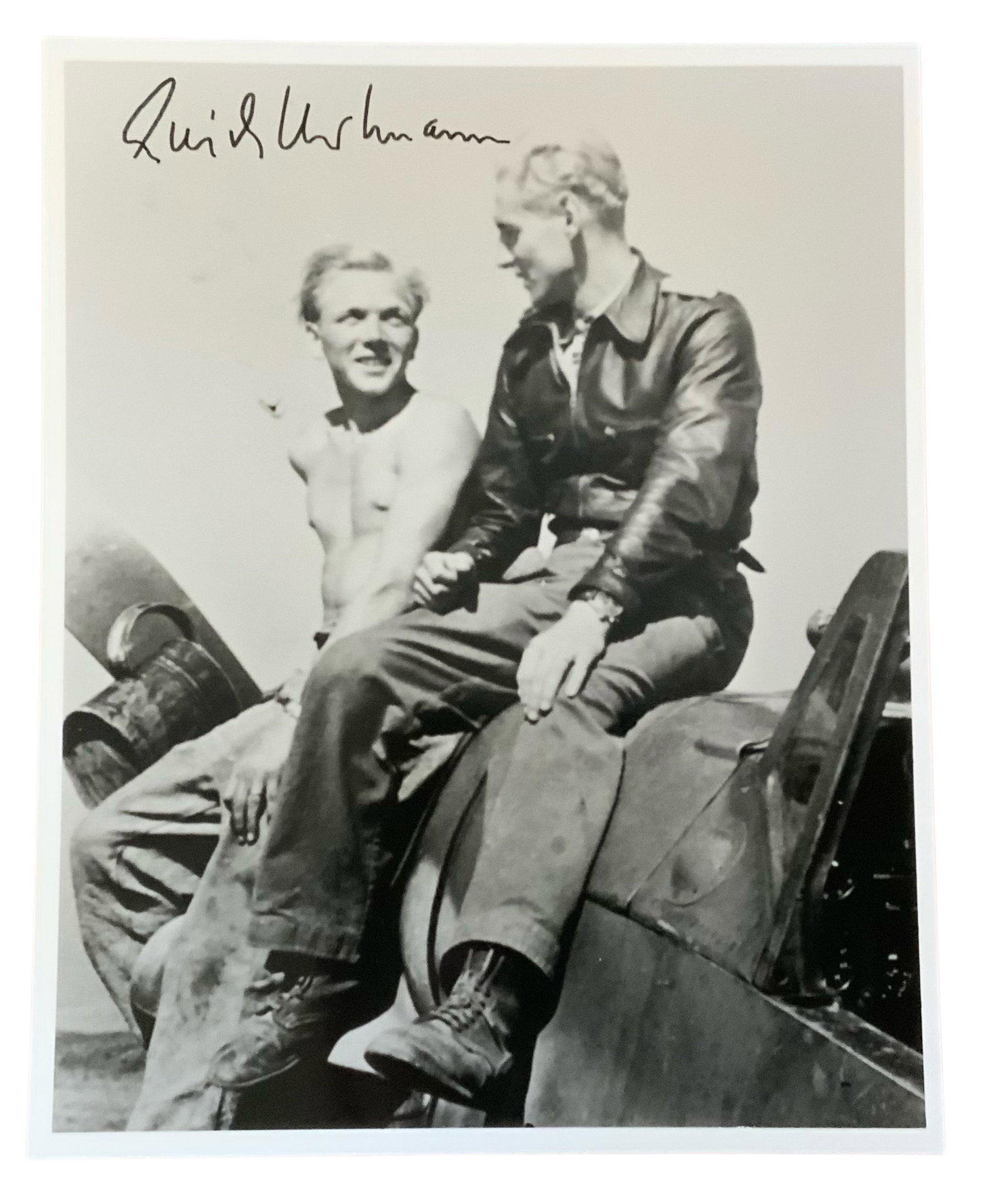 WWII German Knights Cross Recipient Erich Hartmann Signed Auto Photo (1 of 3)