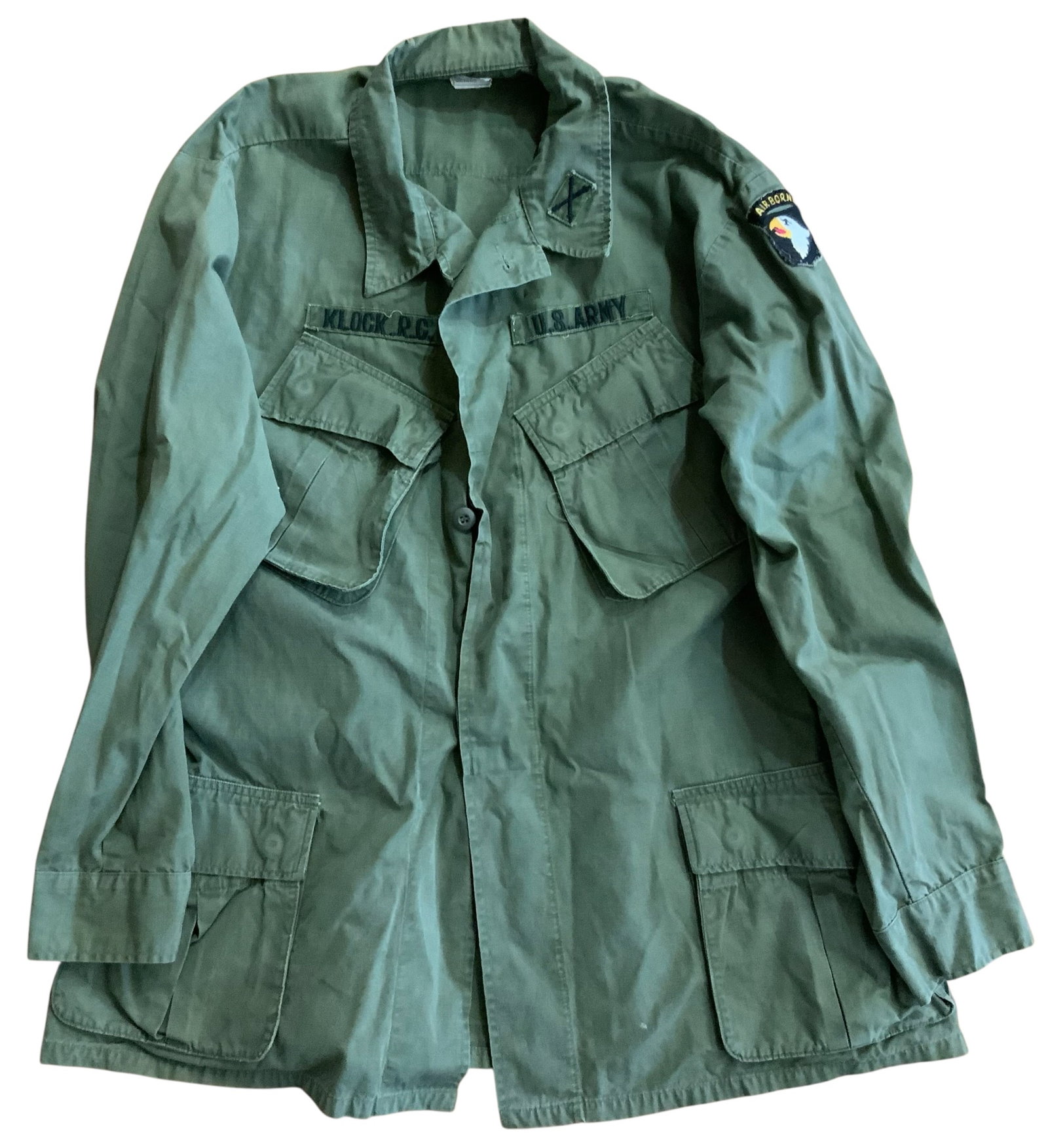 Vietnam Era US Army 101st Airborne 1969 XL Named Uniform: Vietnam Era US Army 101st Airborne Uniform. Named to: R.C. Klock. 1969 dated tag on the inside of the jacket. Size shown as XL-Regular. Overall, very good condition for its age. Information found on t